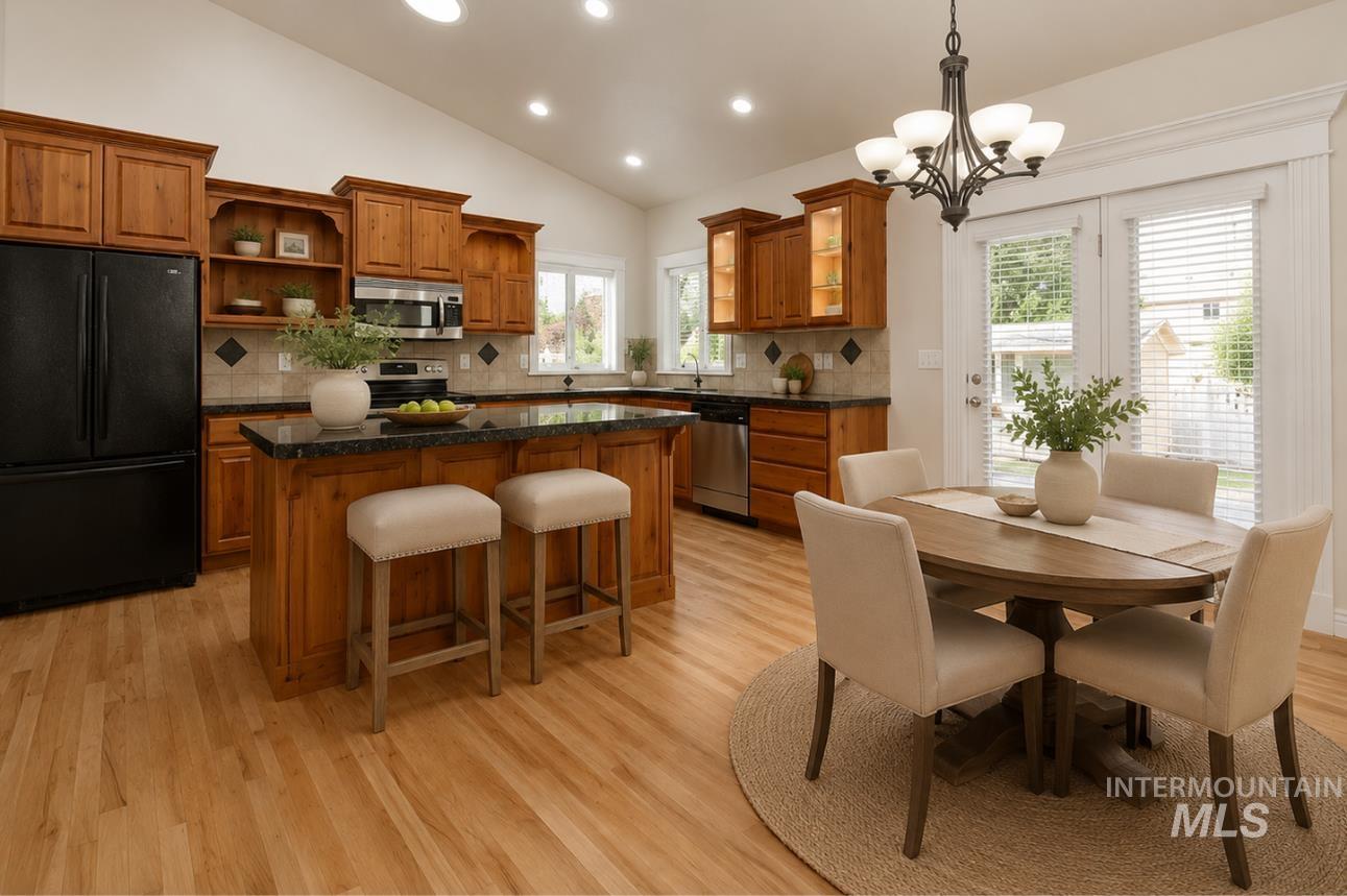 9802 W Blackpool Dr, Star, Idaho 83669, 3 Bedrooms, 2 Bathrooms, Residential For Sale, Price $530,000, 98990897