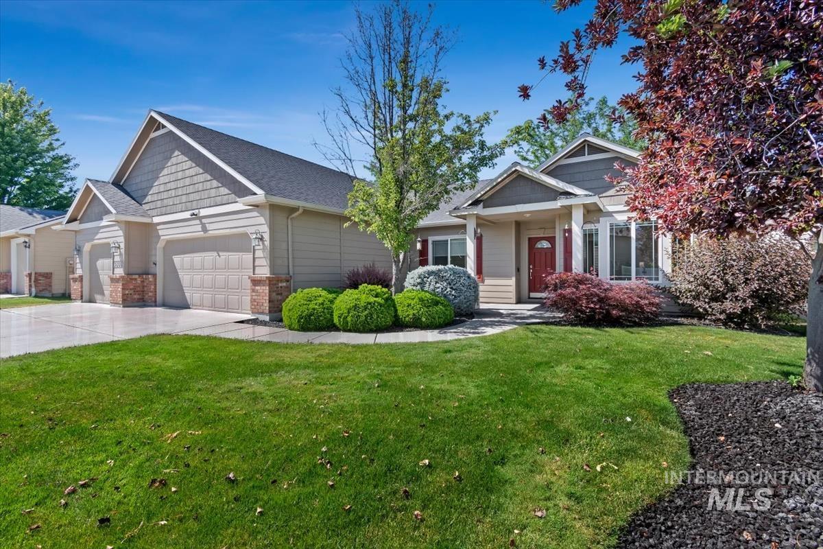 9802 W Blackpool Dr, Star, Idaho 83669, 3 Bedrooms, 2 Bathrooms, Residential For Sale, Price $530,000, 98990897