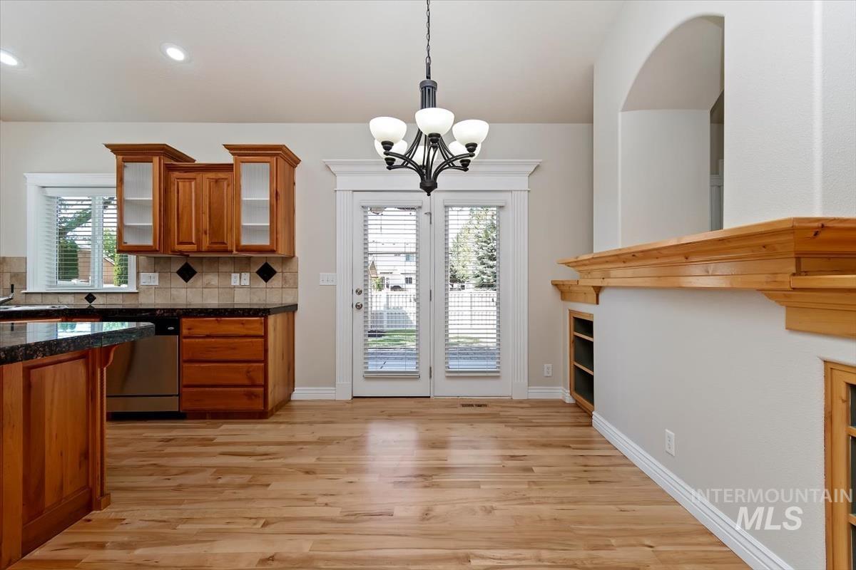 9802 W Blackpool Dr, Star, Idaho 83669, 3 Bedrooms, 2 Bathrooms, Residential For Sale, Price $530,000, 98990897