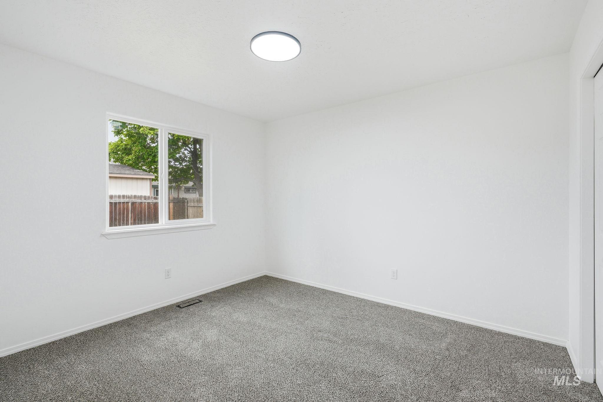 5512 Crimson Ave, Caldwell, Idaho 83607, 3 Bedrooms, 2 Bathrooms, Residential For Sale, Price $345,000, 98990902