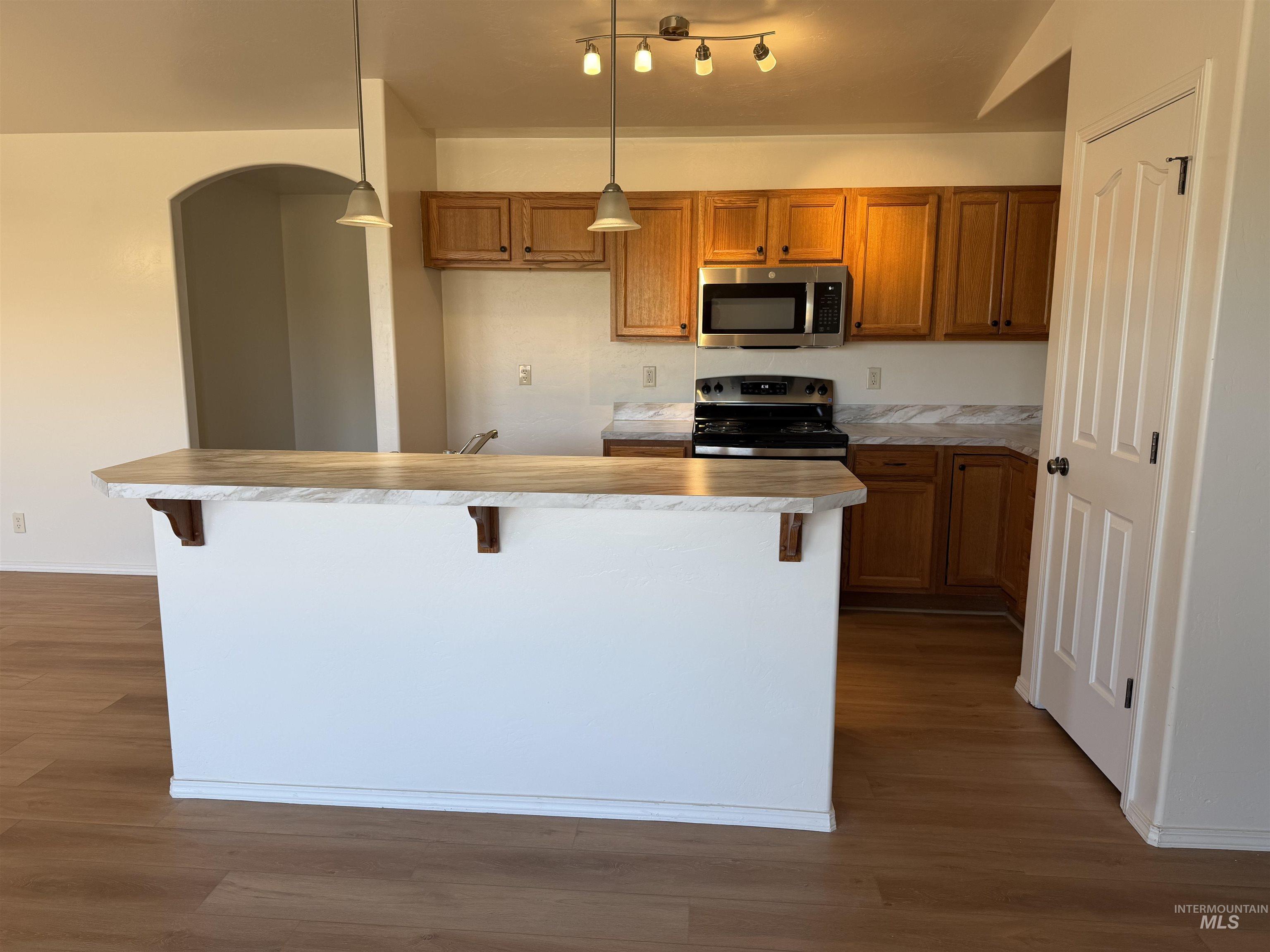 1135 Fiesta Way, Twin Falls, Idaho 83301-8264, 3 Bedrooms, 2 Bathrooms, Residential For Sale, Price $374,900, 98990903