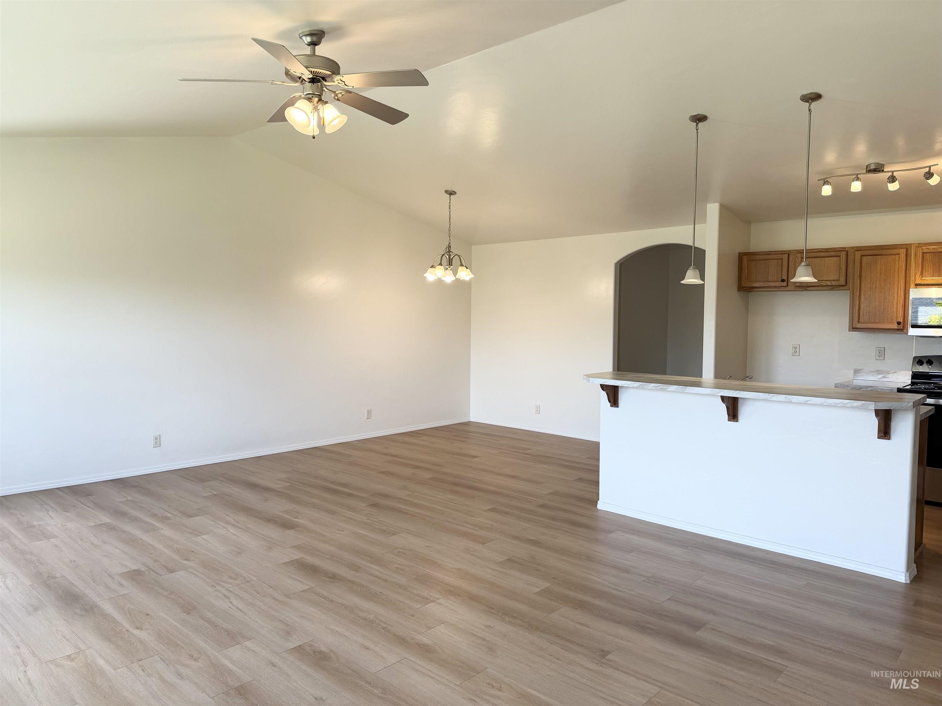 1135 Fiesta Way, Twin Falls, Idaho 83301, 3 Bedrooms, 2 Bathrooms, Residential For Sale, Price $369,900, 98990903