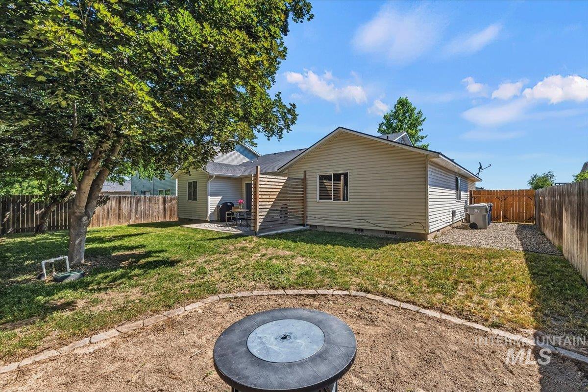 5222 Weston Avenue, Caldwell, Idaho 83607, 5 Bedrooms, 2 Bathrooms, Residential For Sale, Price $425,000, 98990904