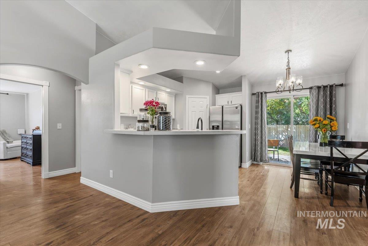 5222 Weston Avenue, Caldwell, Idaho 83607, 5 Bedrooms, 2 Bathrooms, Residential For Sale, Price $425,000, 98990904