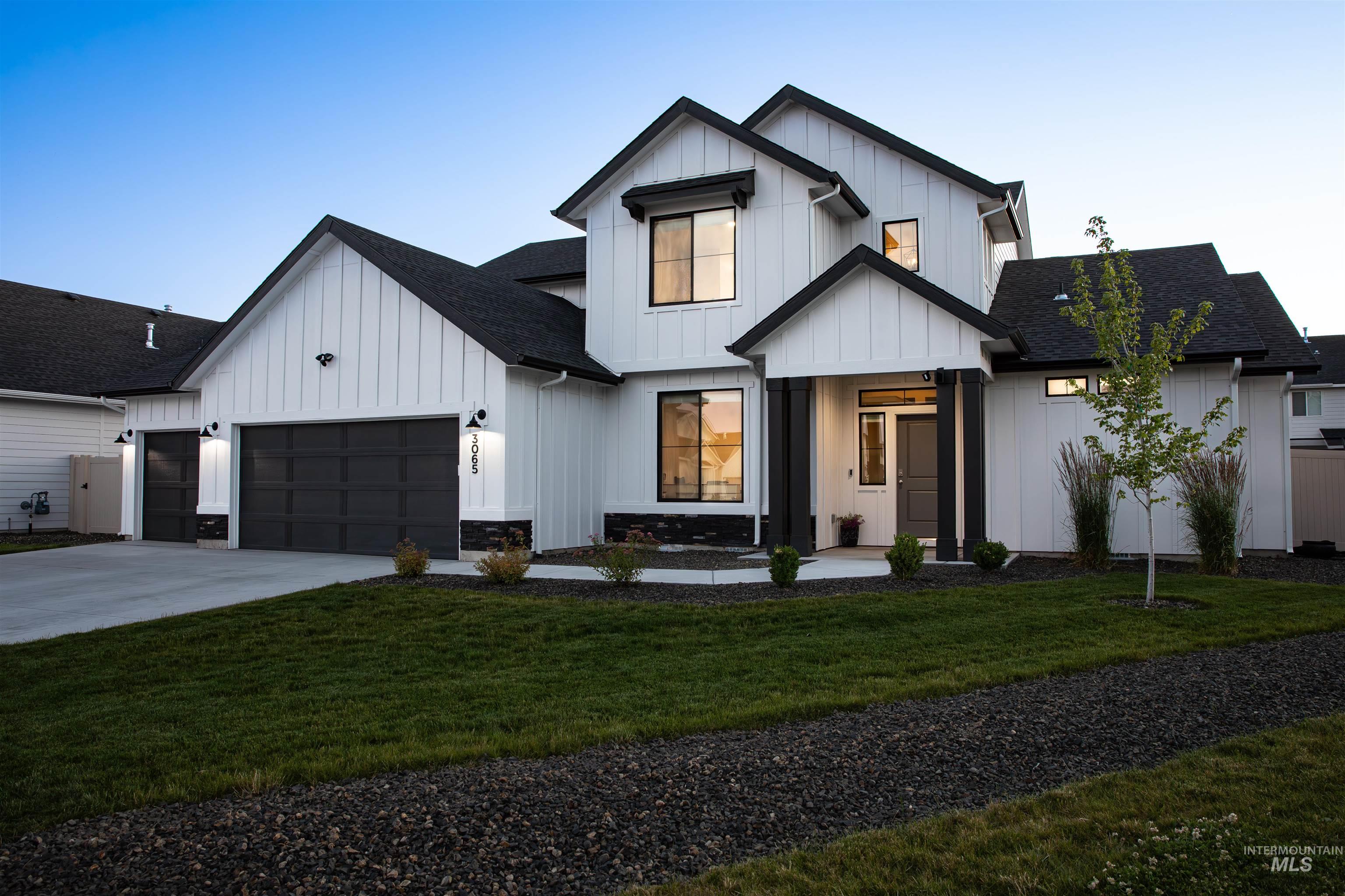 3065 N Mountain Lake Ave, Star, Idaho 83669-6358, 5 Bedrooms, 2.5 Bathrooms, Residential For Sale, Price $629,900,MLS 98990905