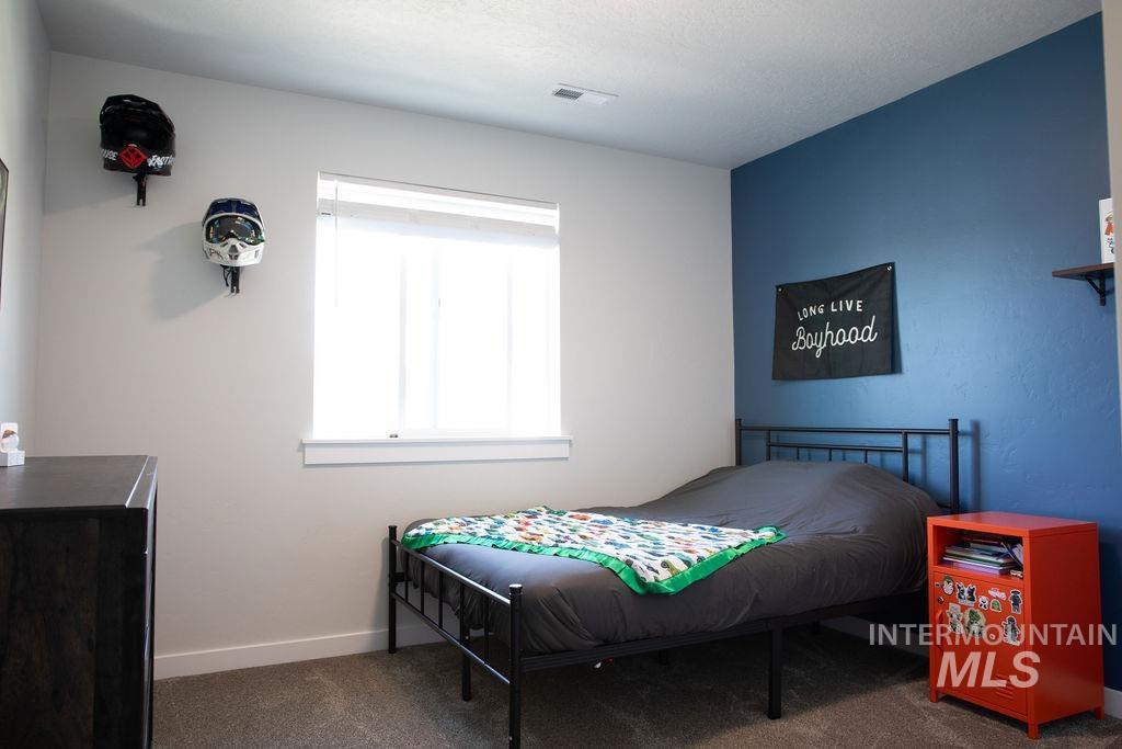 3065 N Mountain Lake Ave, Star, Idaho 83669-6358, 5 Bedrooms, 2.5 Bathrooms, Residential For Sale, Price $629,900,MLS 98990905