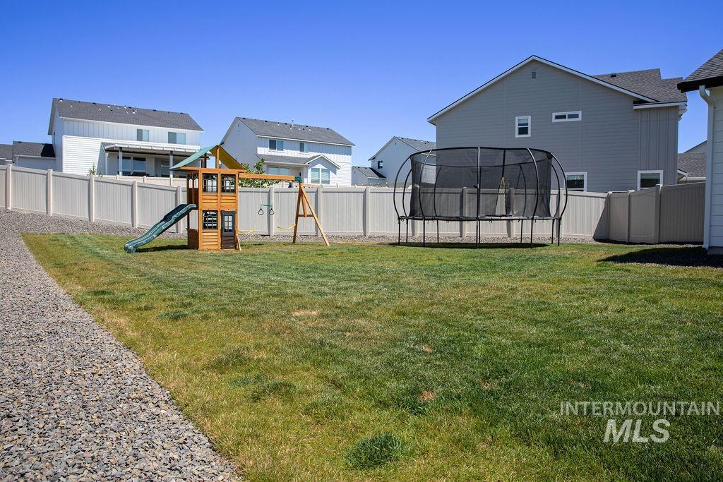 3065 N Mountain Lake Ave, Star, Idaho 83669-6358, 5 Bedrooms, 2.5 Bathrooms, Residential For Sale, Price $629,900,MLS 98990905