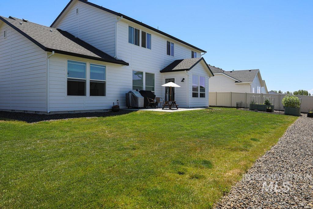 3065 N Mountain Lake Ave, Star, Idaho 83669-6358, 5 Bedrooms, 2.5 Bathrooms, Residential For Sale, Price $629,900,MLS 98990905