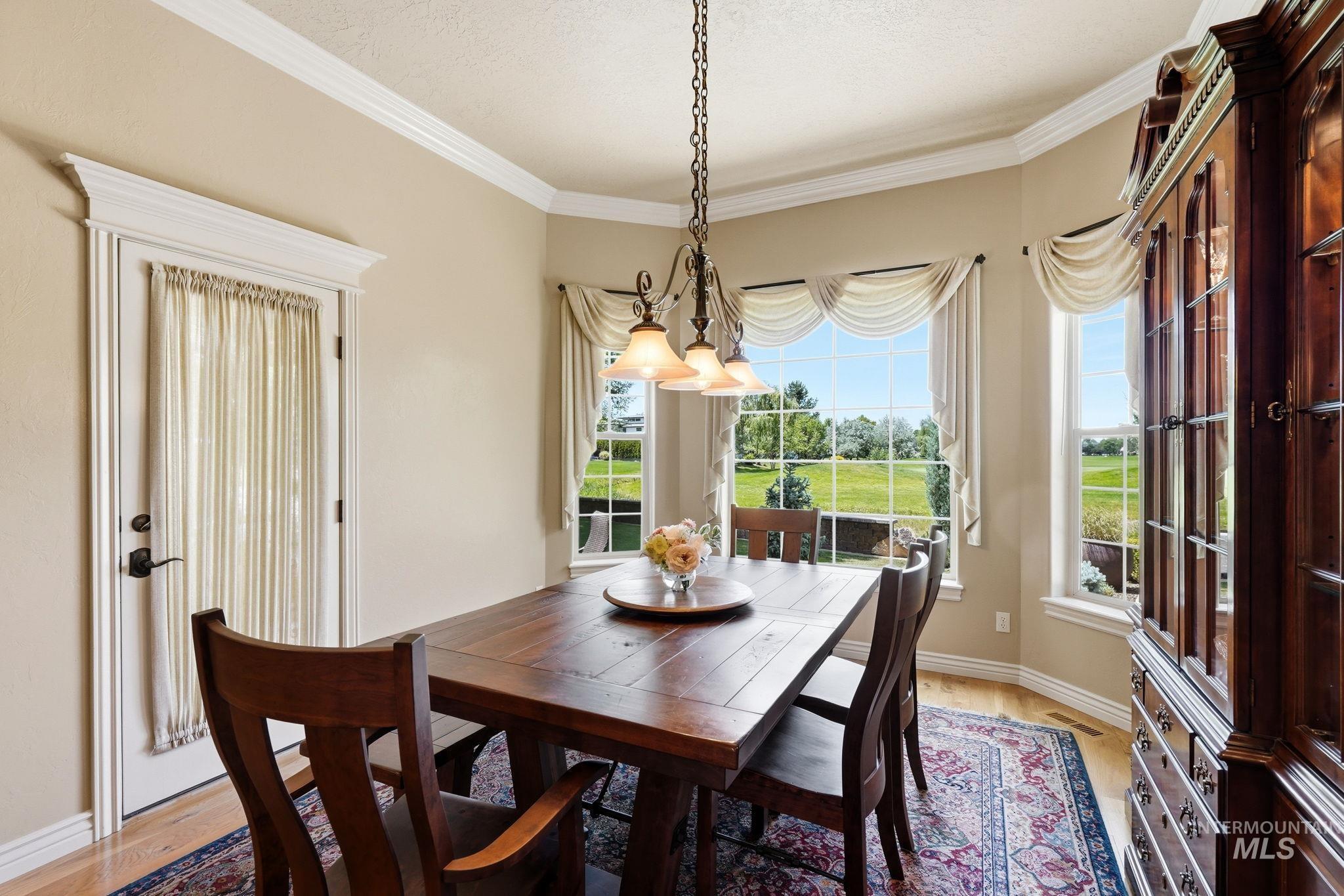 2387 S Chipper Way, Eagle, Idaho 83616, 4 Bedrooms, 2.5 Bathrooms, Residential For Sale, Price $1,050,000, 98990907
