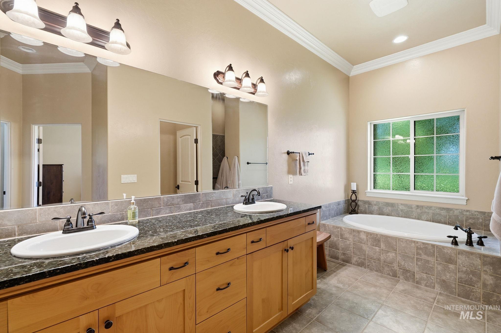 2387 S Chipper Way, Eagle, Idaho 83616, 4 Bedrooms, 2.5 Bathrooms, Residential For Sale, Price $1,050,000, 98990907