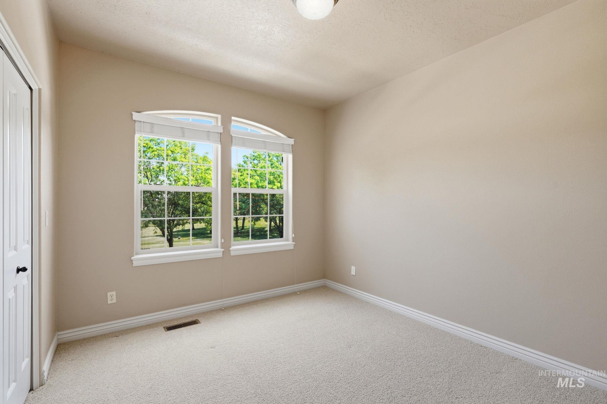2387 S Chipper Way, Eagle, Idaho 83616, 4 Bedrooms, 2.5 Bathrooms, Residential For Sale, Price $1,050,000, 98990907