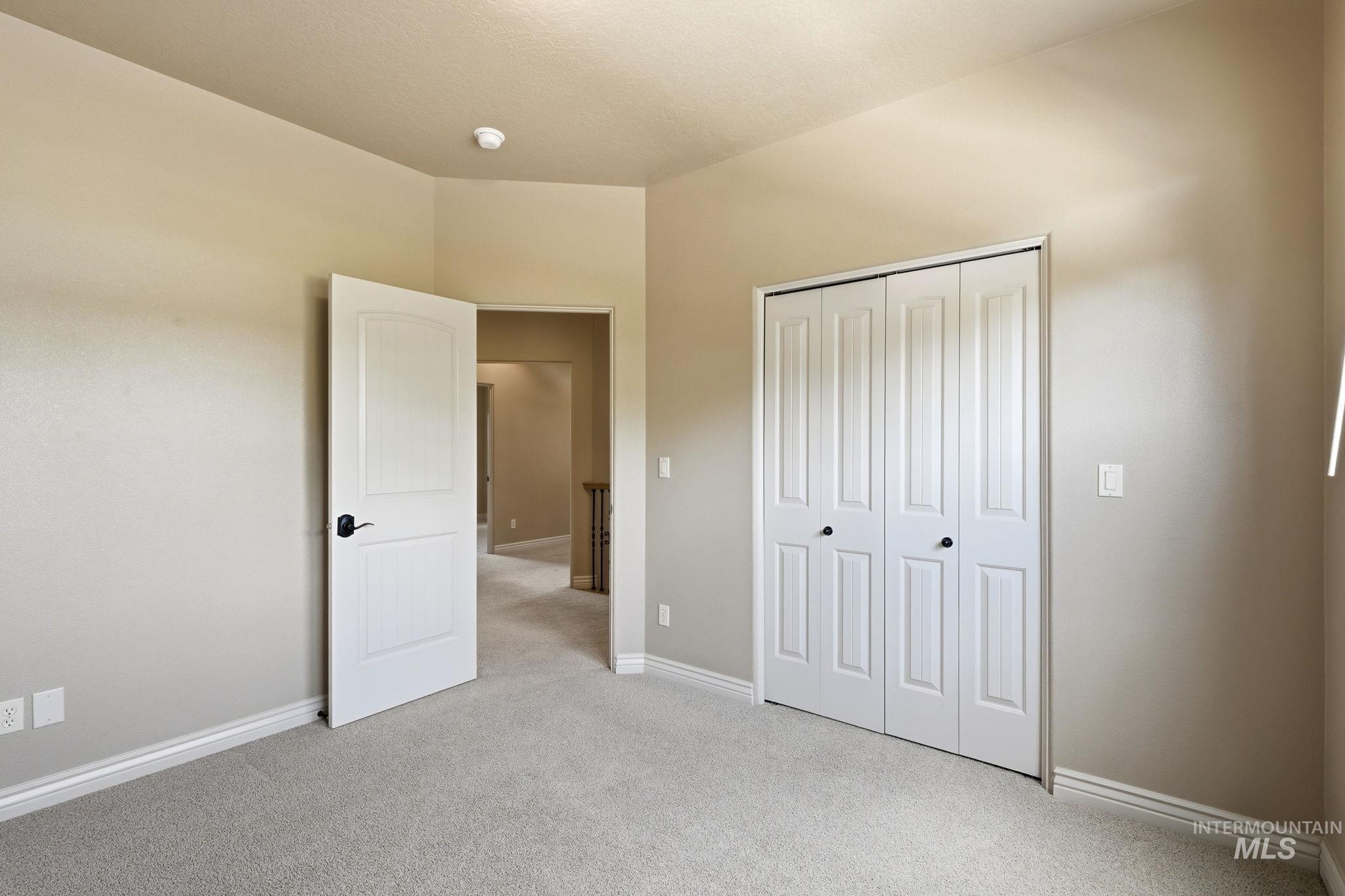 2387 S Chipper Way, Eagle, Idaho 83616, 4 Bedrooms, 2.5 Bathrooms, Residential For Sale, Price $1,050,000, 98990907