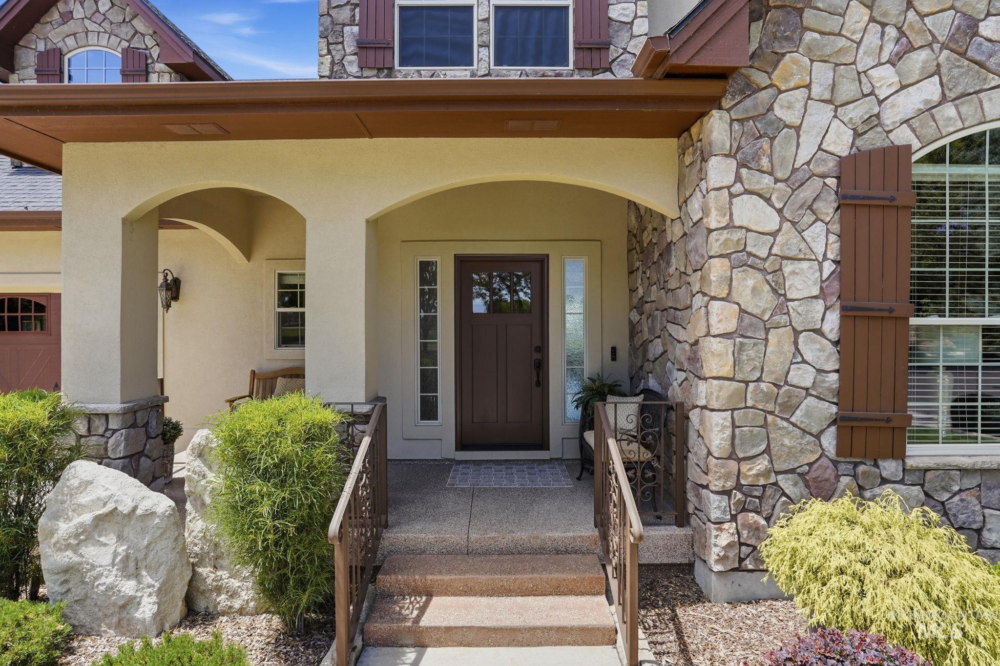 2387 S Chipper Way, Eagle, Idaho 83616, 4 Bedrooms, 2.5 Bathrooms, Residential For Sale, Price $1,050,000, 98990907