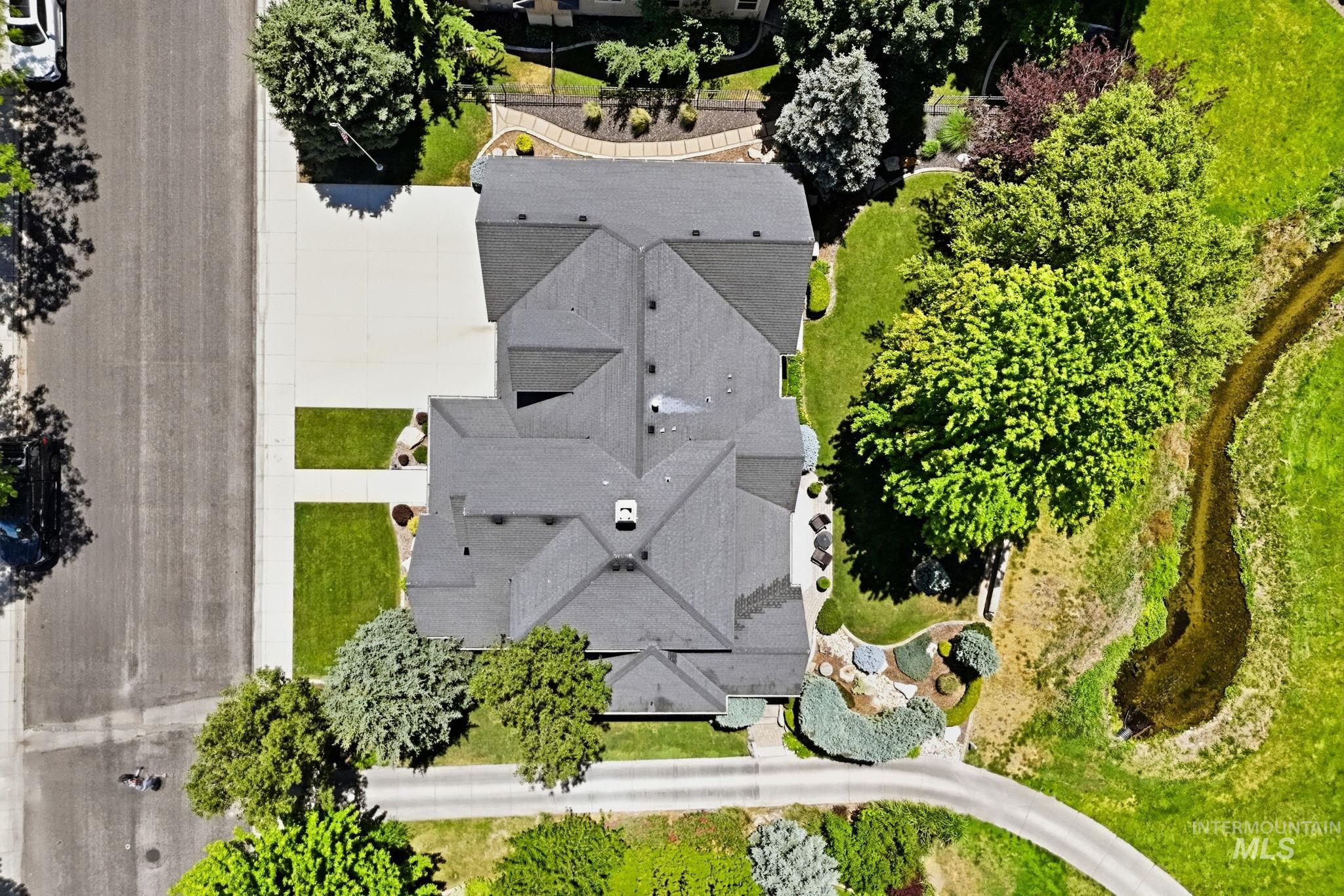 2387 S Chipper Way, Eagle, Idaho 83616, 4 Bedrooms, 2.5 Bathrooms, Residential For Sale, Price $1,050,000, 98990907