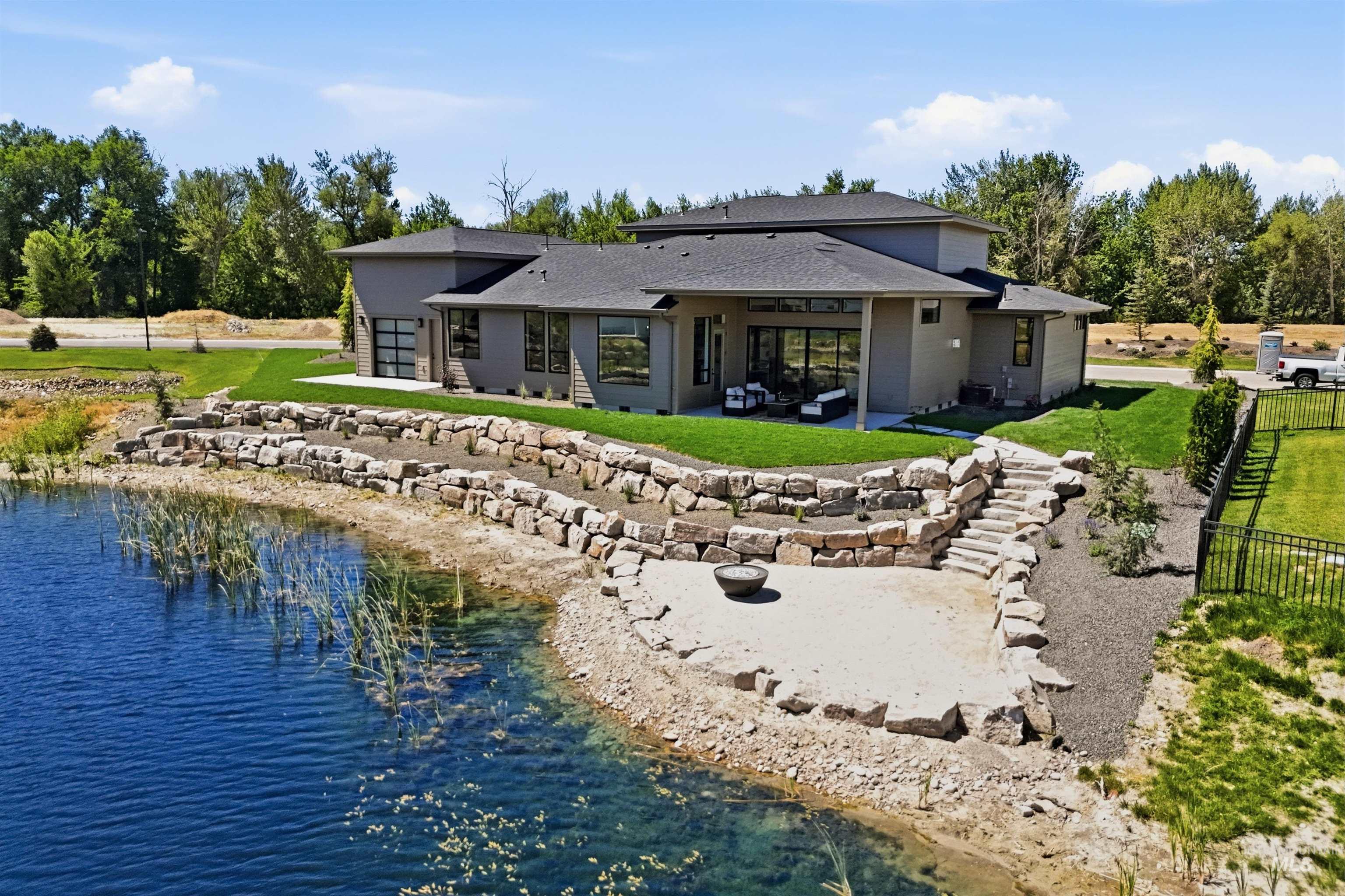 596 Watkins St, Middleton, Idaho 83644, 4 Bedrooms, 3.5 Bathrooms, Residential For Sale, Price $1,289,900,MLS 98990910