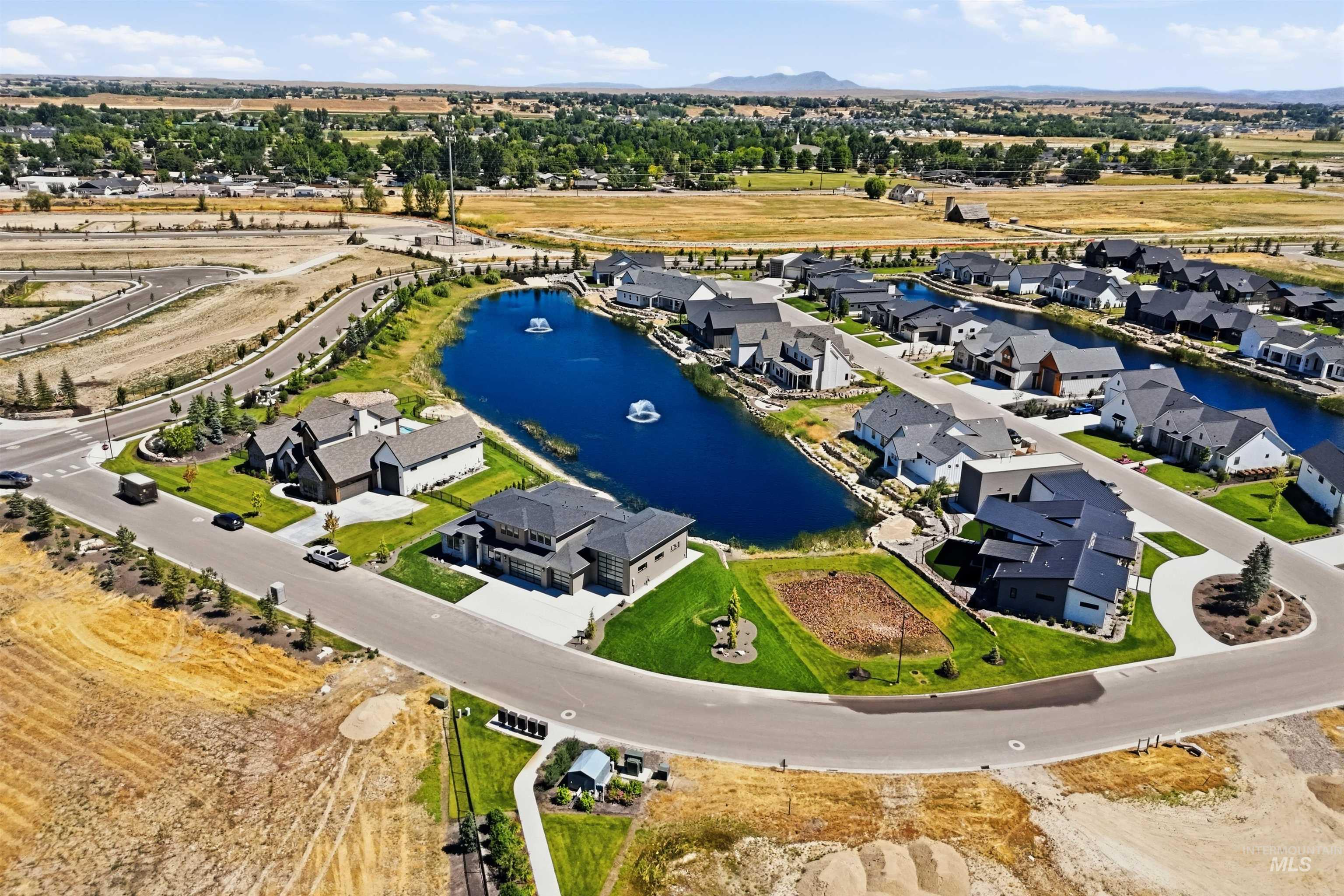 596 Watkins St, Middleton, Idaho 83644, 4 Bedrooms, 3.5 Bathrooms, Residential For Sale, Price $1,289,900,MLS 98990910