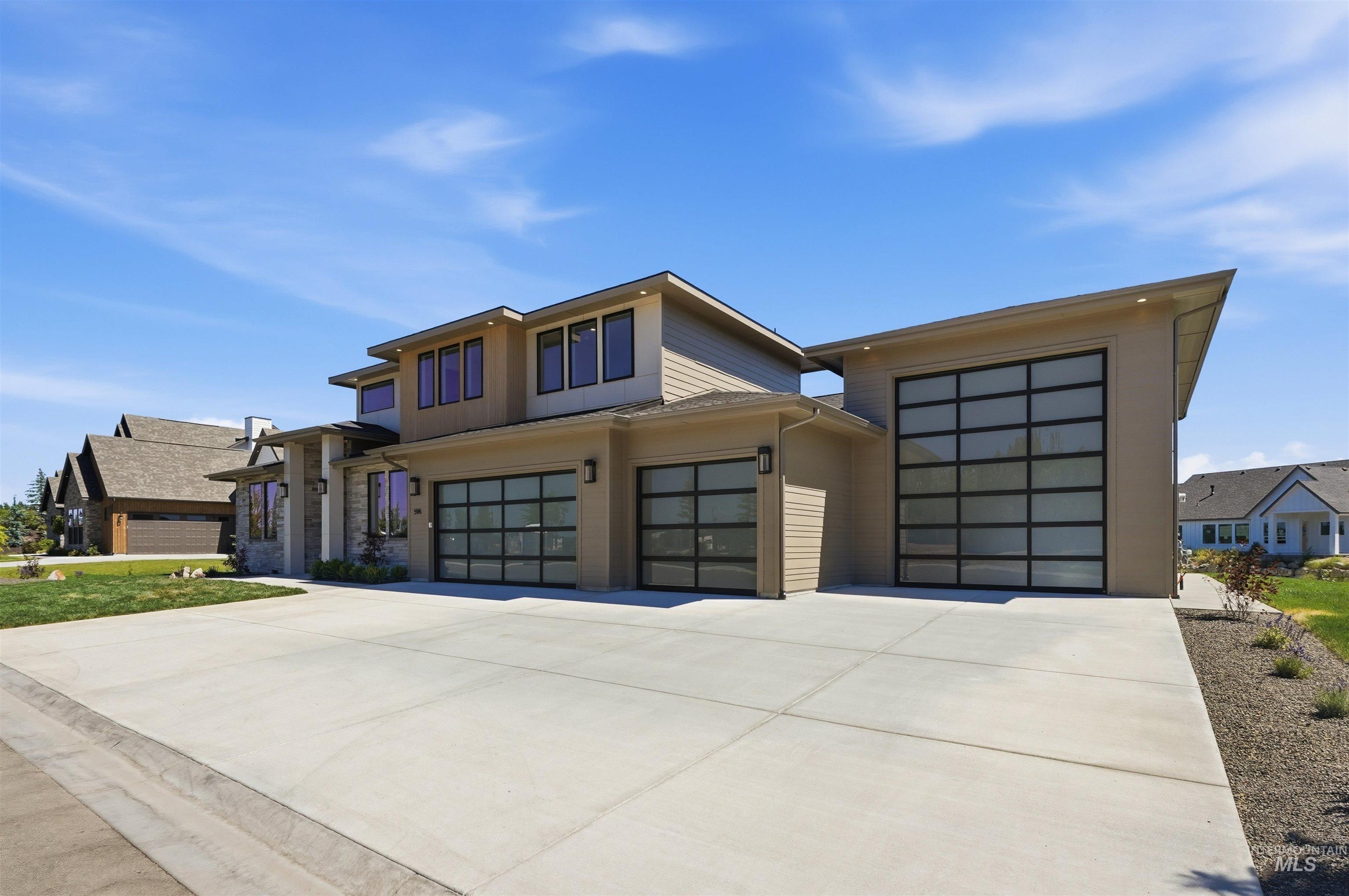 596 Watkins St, Middleton, Idaho 83644, 4 Bedrooms, 3.5 Bathrooms, Residential For Sale, Price $1,289,900,MLS 98990910