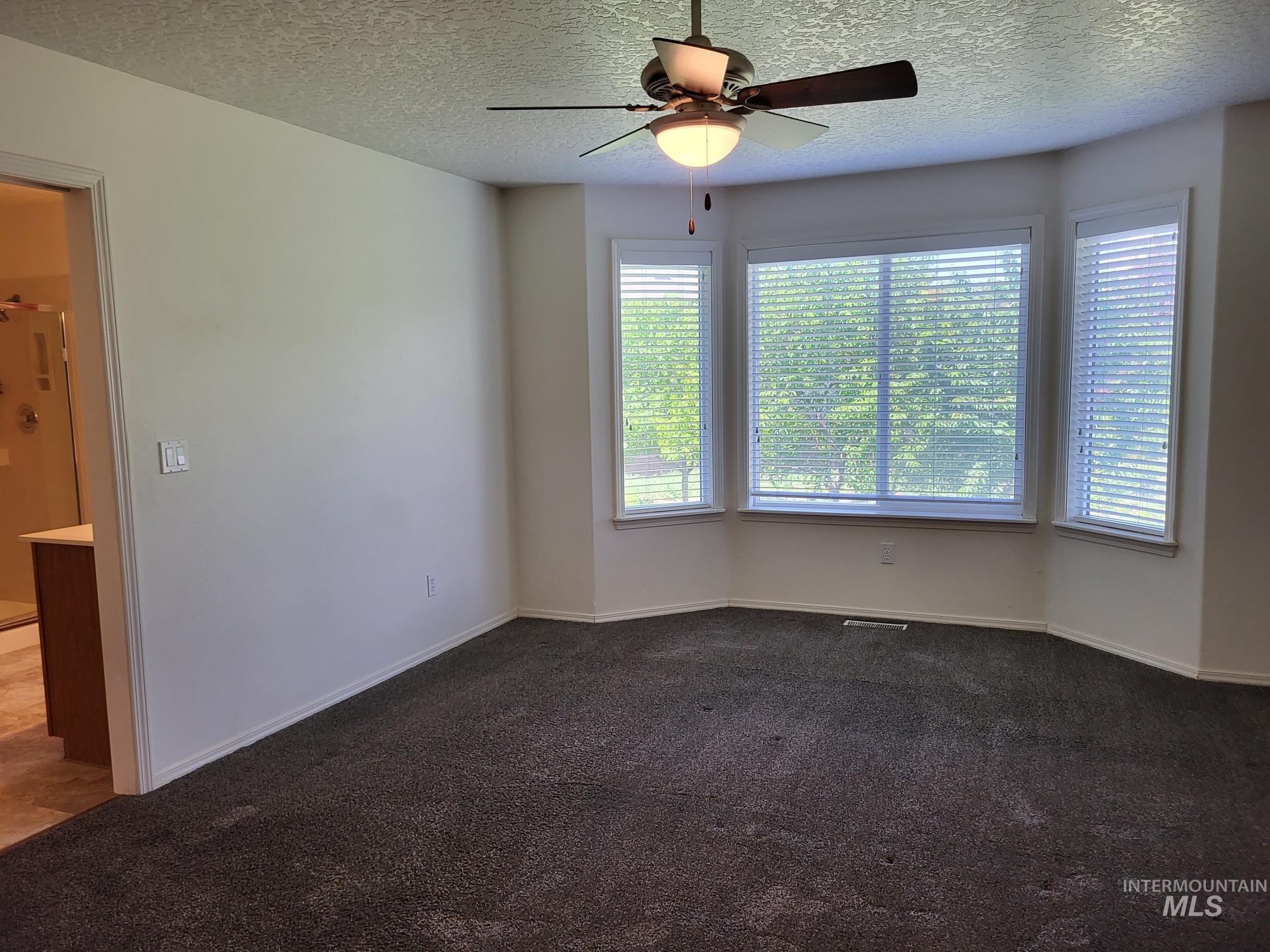 1939 N Sevenoaks Way, Eagle, Idaho 83616, 3 Bedrooms, 2.5 Bathrooms, Residential For Sale, Price $617,000,MLS 98990913