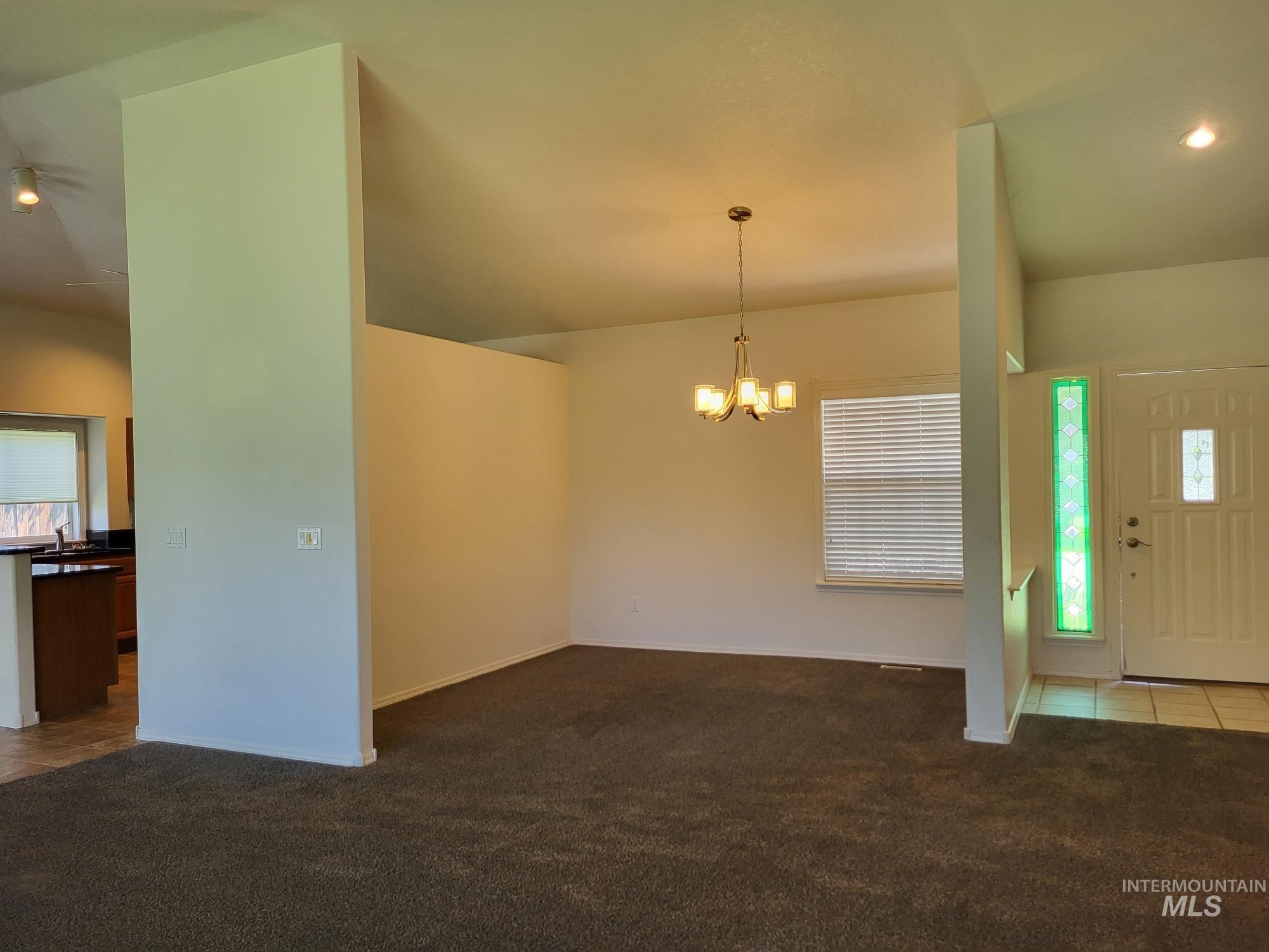 1939 N Sevenoaks Way, Eagle, Idaho 83616, 3 Bedrooms, 2.5 Bathrooms, Residential For Sale, Price $617,000,MLS 98990913