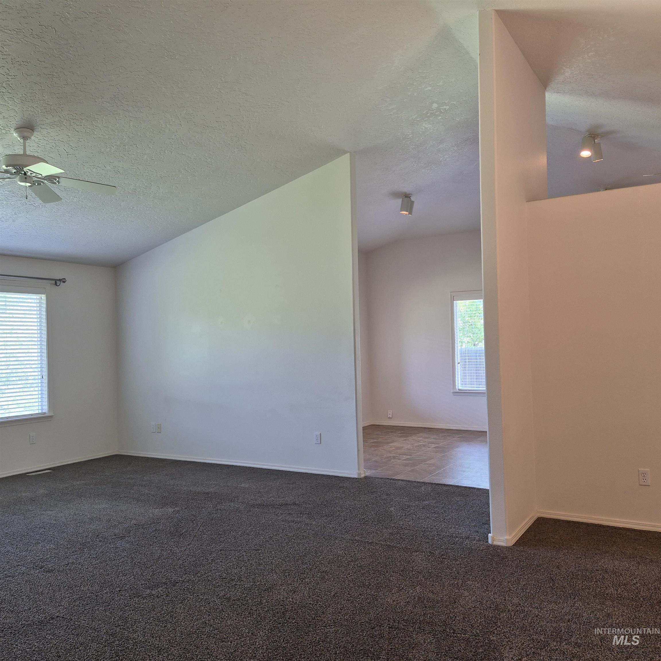 1939 N Sevenoaks Way, Eagle, Idaho 83616, 3 Bedrooms, 2.5 Bathrooms, Residential For Sale, Price $617,000,MLS 98990913