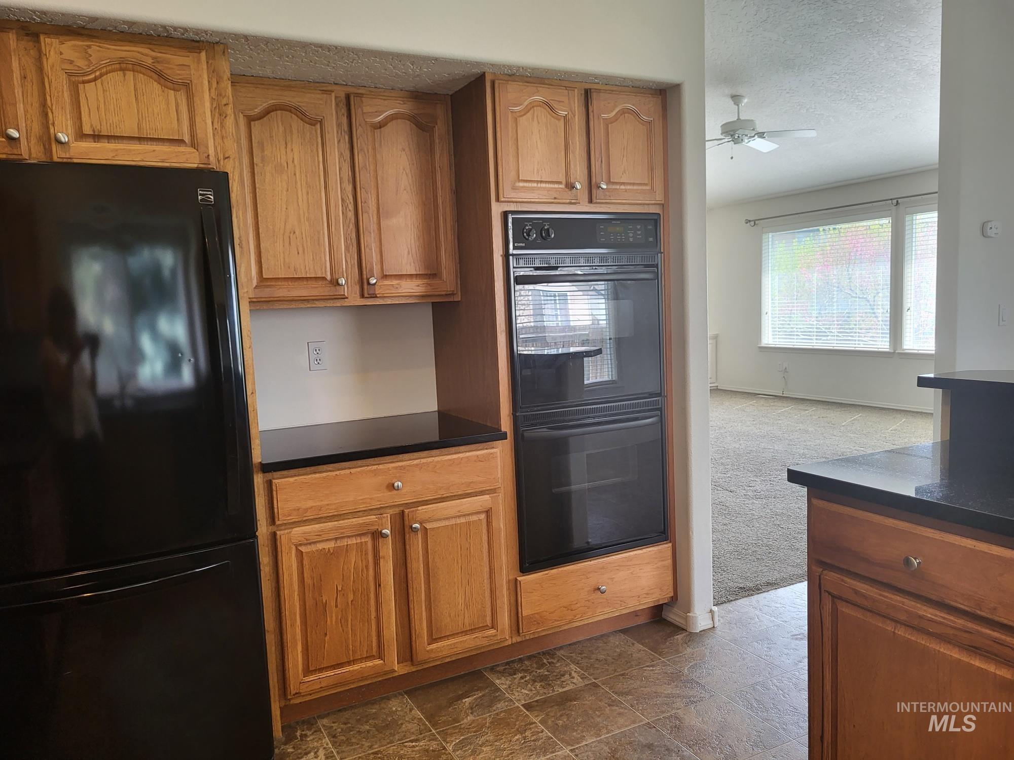 1939 N Sevenoaks Way, Eagle, Idaho 83616, 3 Bedrooms, 2.5 Bathrooms, Residential For Sale, Price $617,000,MLS 98990913