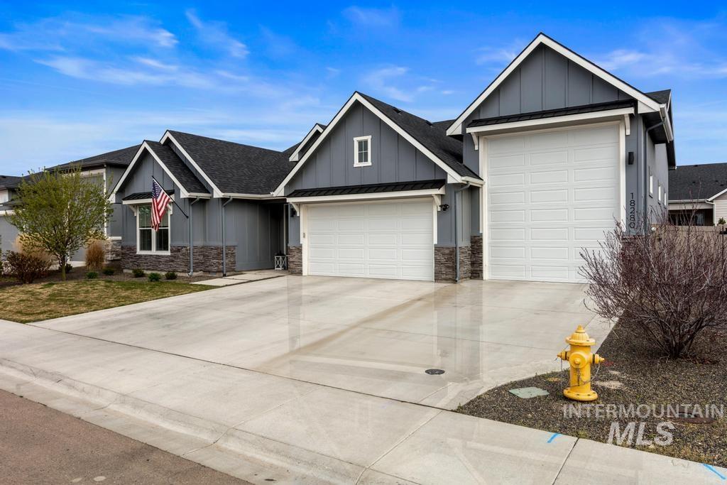 18280 N Tulip Ave, Nampa, Idaho 83687, 3 Bedrooms, 2.5 Bathrooms, Residential For Sale, Price $625,000, 98990915