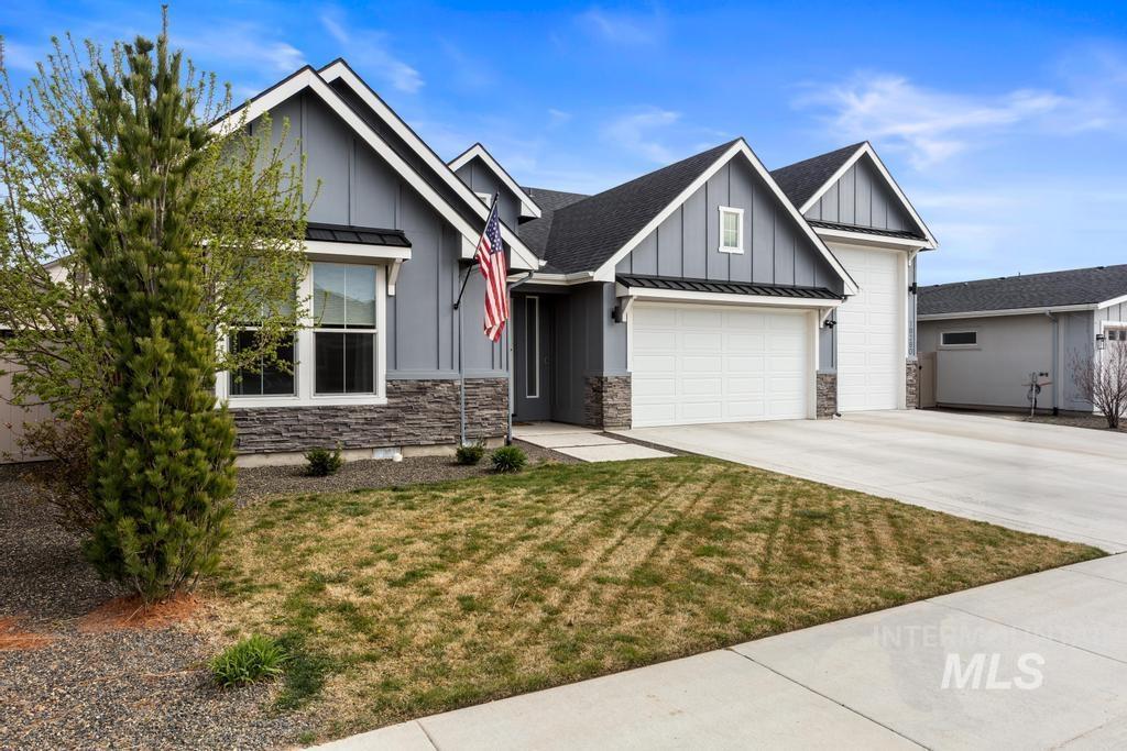 18280 N Tulip Ave, Nampa, Idaho 83687, 3 Bedrooms, 2.5 Bathrooms, Residential For Sale, Price $625,000, 98990915