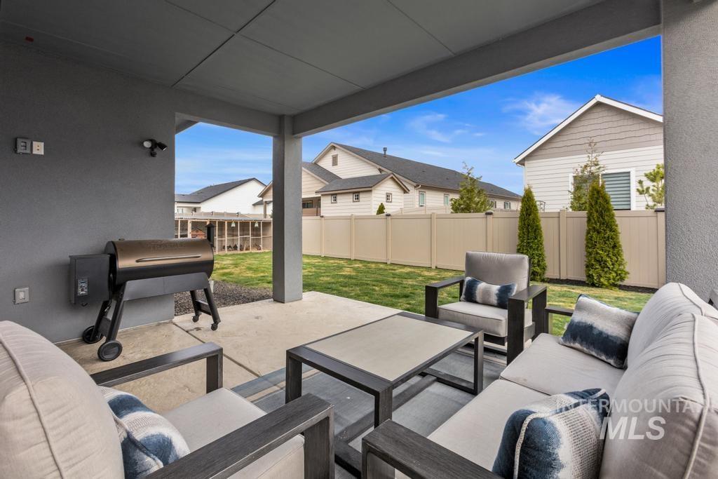 18280 N Tulip Ave, Nampa, Idaho 83687, 3 Bedrooms, 2.5 Bathrooms, Residential For Sale, Price $625,000, 98990915