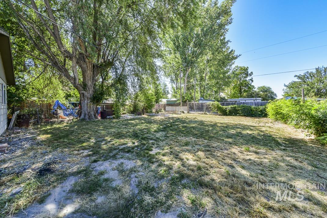315 W Washington, Homedale, Idaho 83628, 3 Bedrooms, 1 Bathroom, Residential For Sale, Price $279,000, 98990917