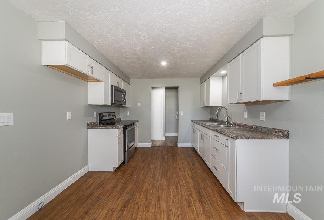315 W Washington, Homedale, Idaho 83628, 3 Bedrooms, 1 Bathroom, Residential For Sale, Price $279,000, 98990917