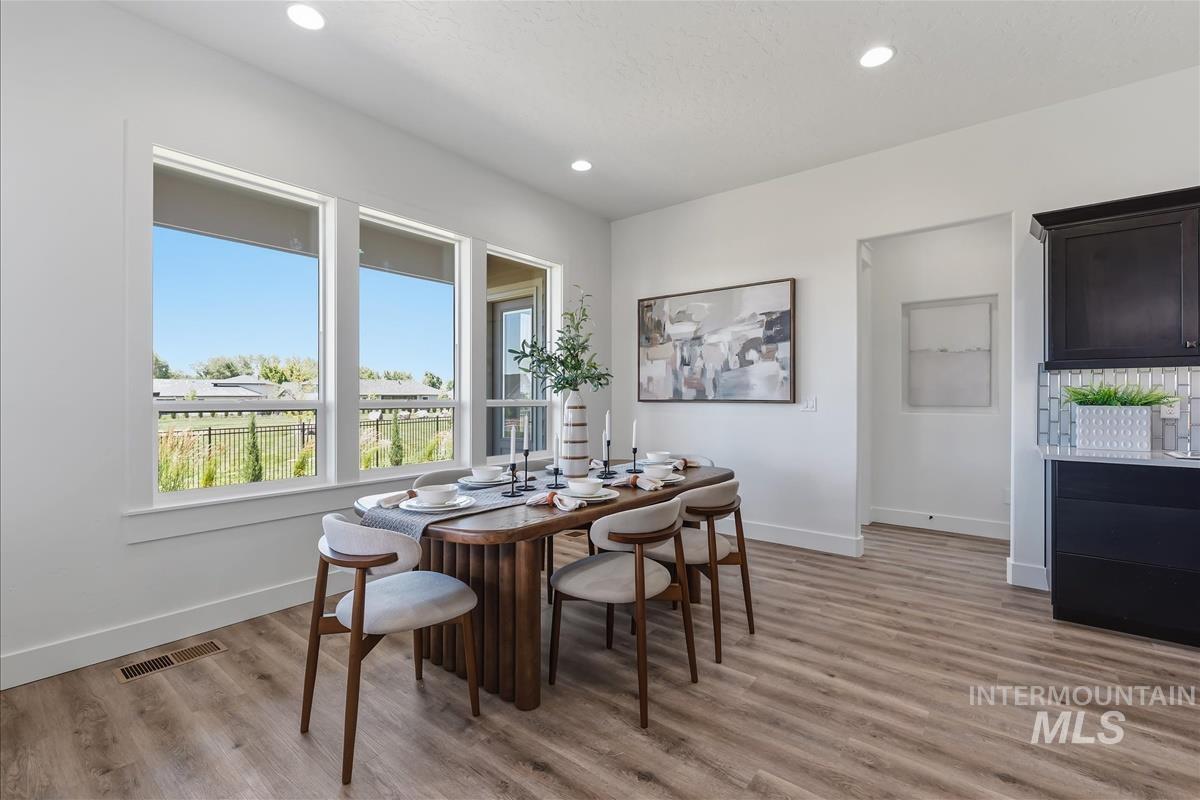 6897 E Chicke Hawk Loop, Nampa, Idaho 83686, 3 Bedrooms, 3 Bathrooms, Residential For Sale, Price $879,900, 98990918