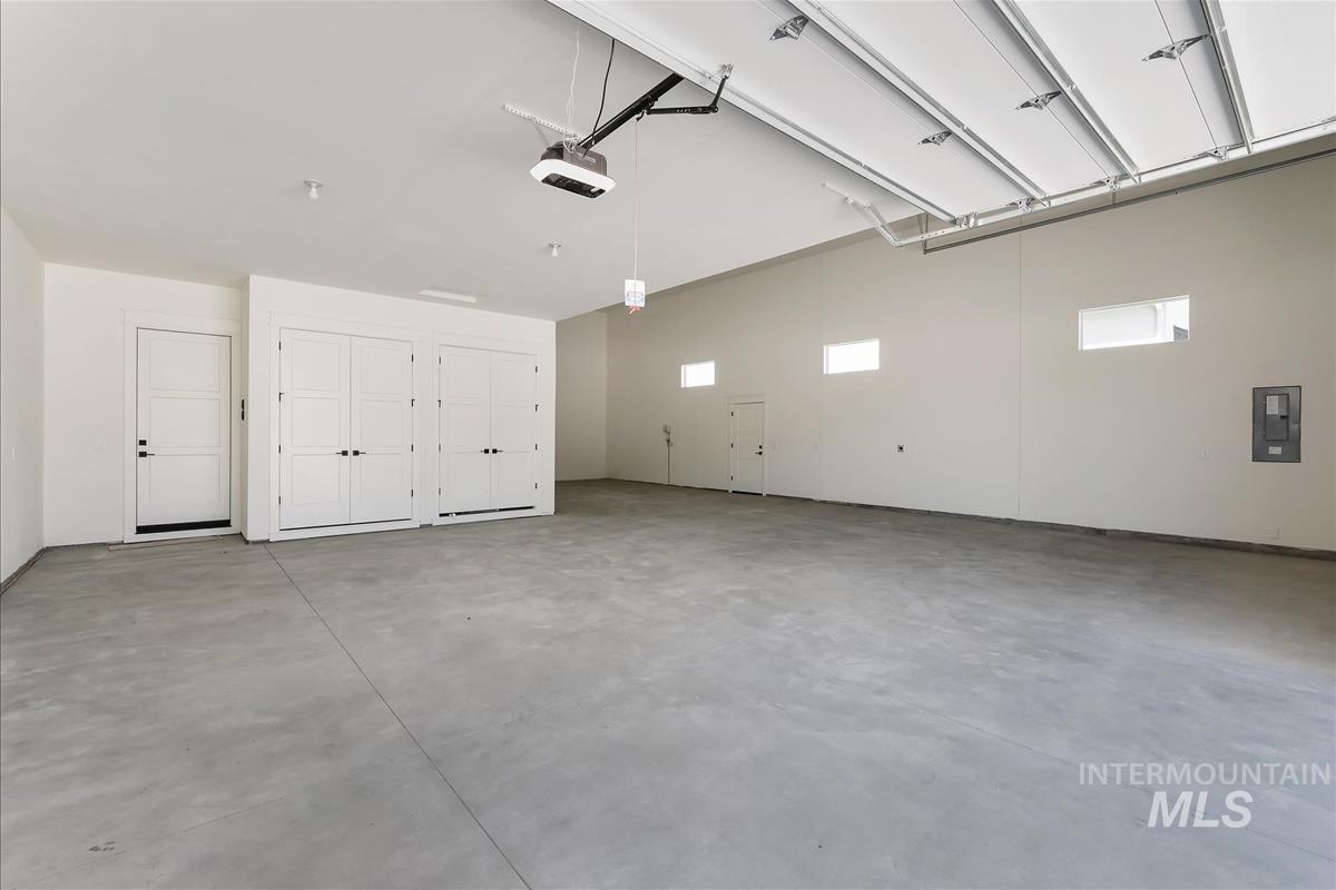6897 E Chicke Hawk Loop, Nampa, Idaho 83686, 3 Bedrooms, 3 Bathrooms, Residential For Sale, Price $879,900, 98990918
