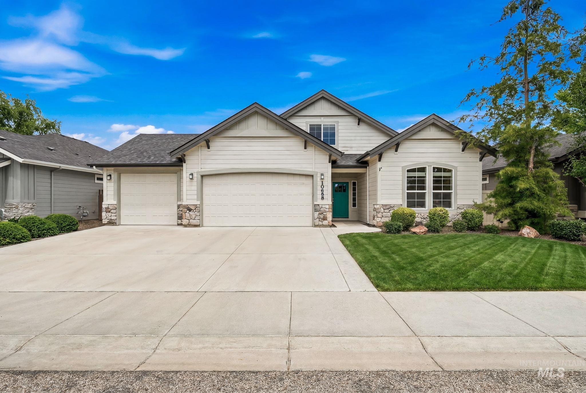 10668 W Goldenrod Ave., Boise, Idaho 83713, 3 Bedrooms, 2.5 Bathrooms, Residential For Sale, Price $675,000, 98990920