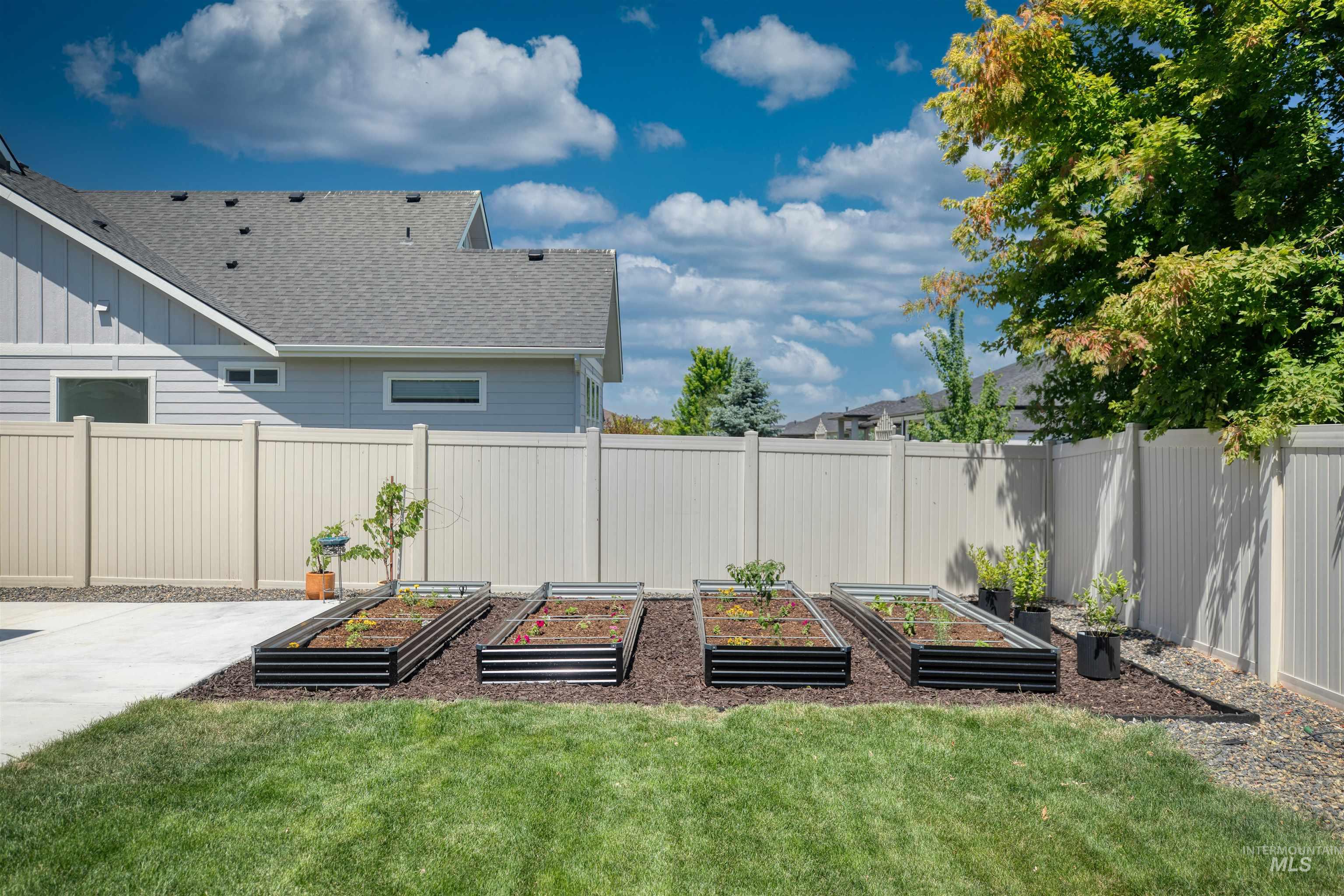 540 E Andes Dr, Kuna, Idaho 83634, 3 Bedrooms, 3.5 Bathrooms, Residential For Sale, Price $765,000, 98990923