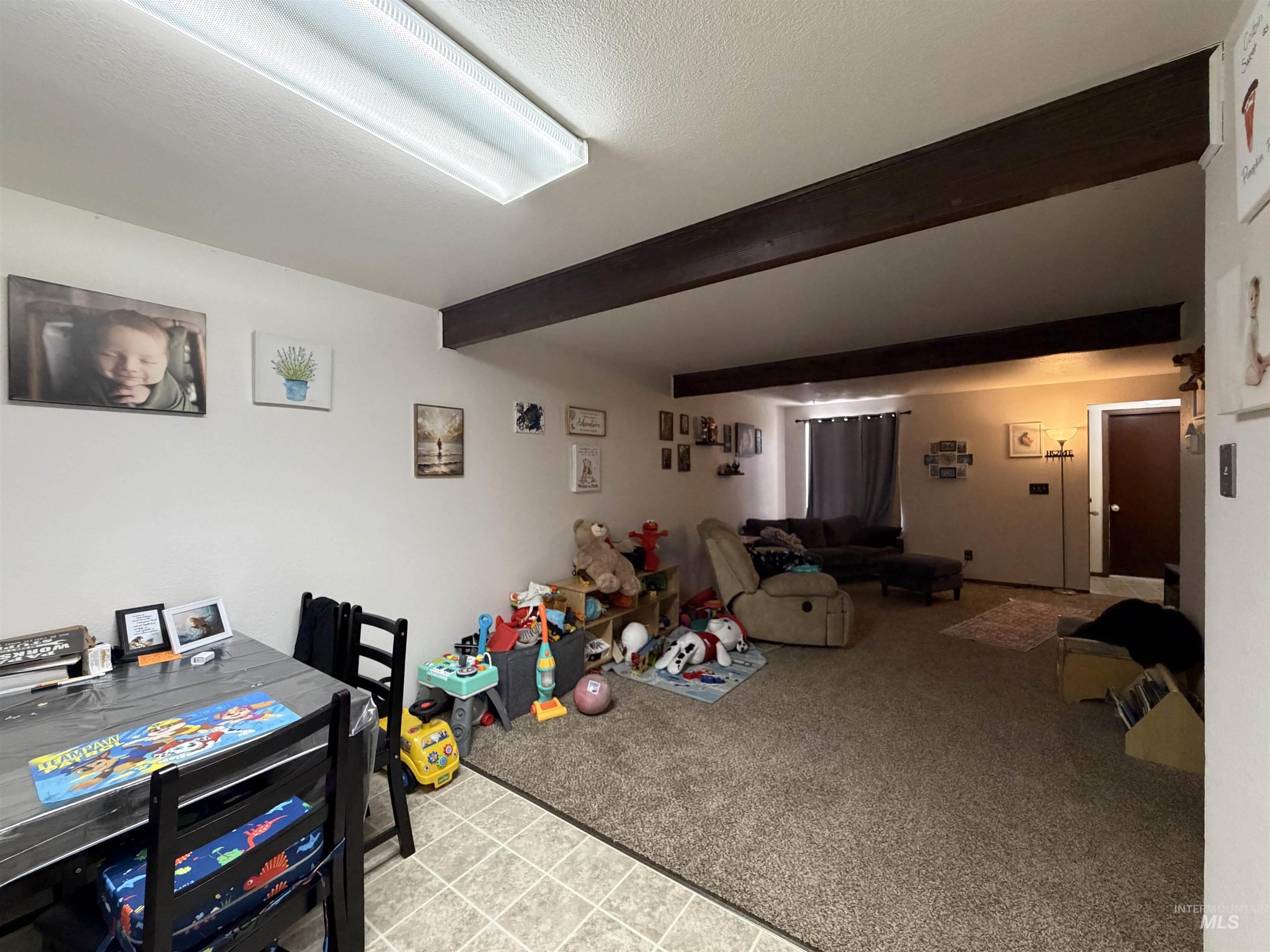 950 Terrell, Mountain Home, Idaho 83647, 2 Bedrooms, 1.5 Bathrooms, Residential Income For Sale, Price $649,900, 98990927