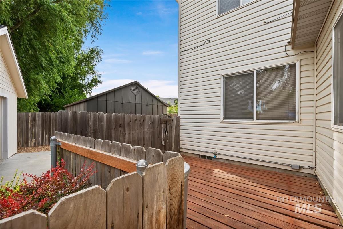 221 N Jefferson St, Nampa, Idaho 83651, 3 Bedrooms, 2 Bathrooms, Residential For Sale, Price $435,000, 98990928