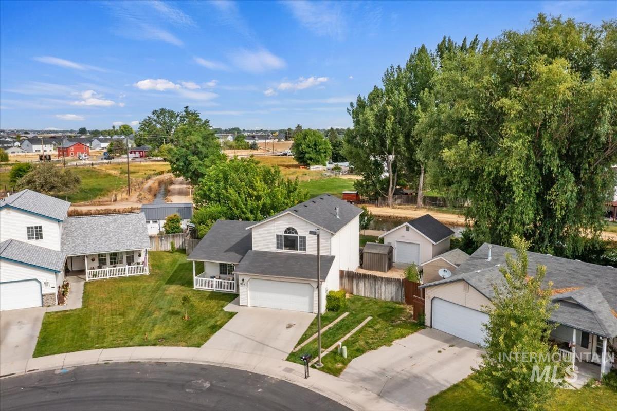 221 N Jefferson St, Nampa, Idaho 83651, 3 Bedrooms, 2 Bathrooms, Residential For Sale, Price $435,000, 98990928