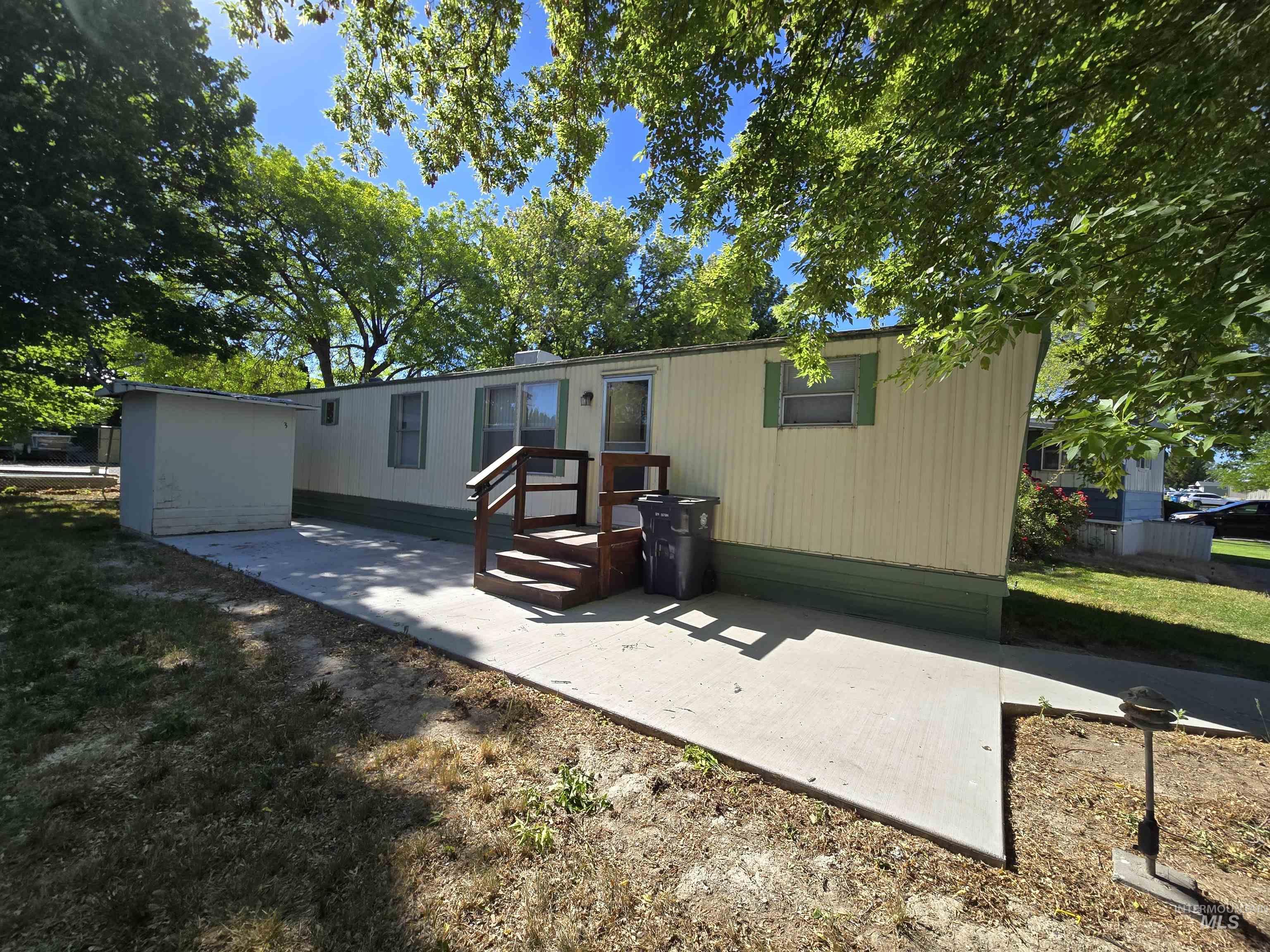 198 South Hills Rd, Twin Falls, Idaho 83301, 2 Bedrooms, 1 Bathroom, Residential For Sale, Price $39,000, 98990929