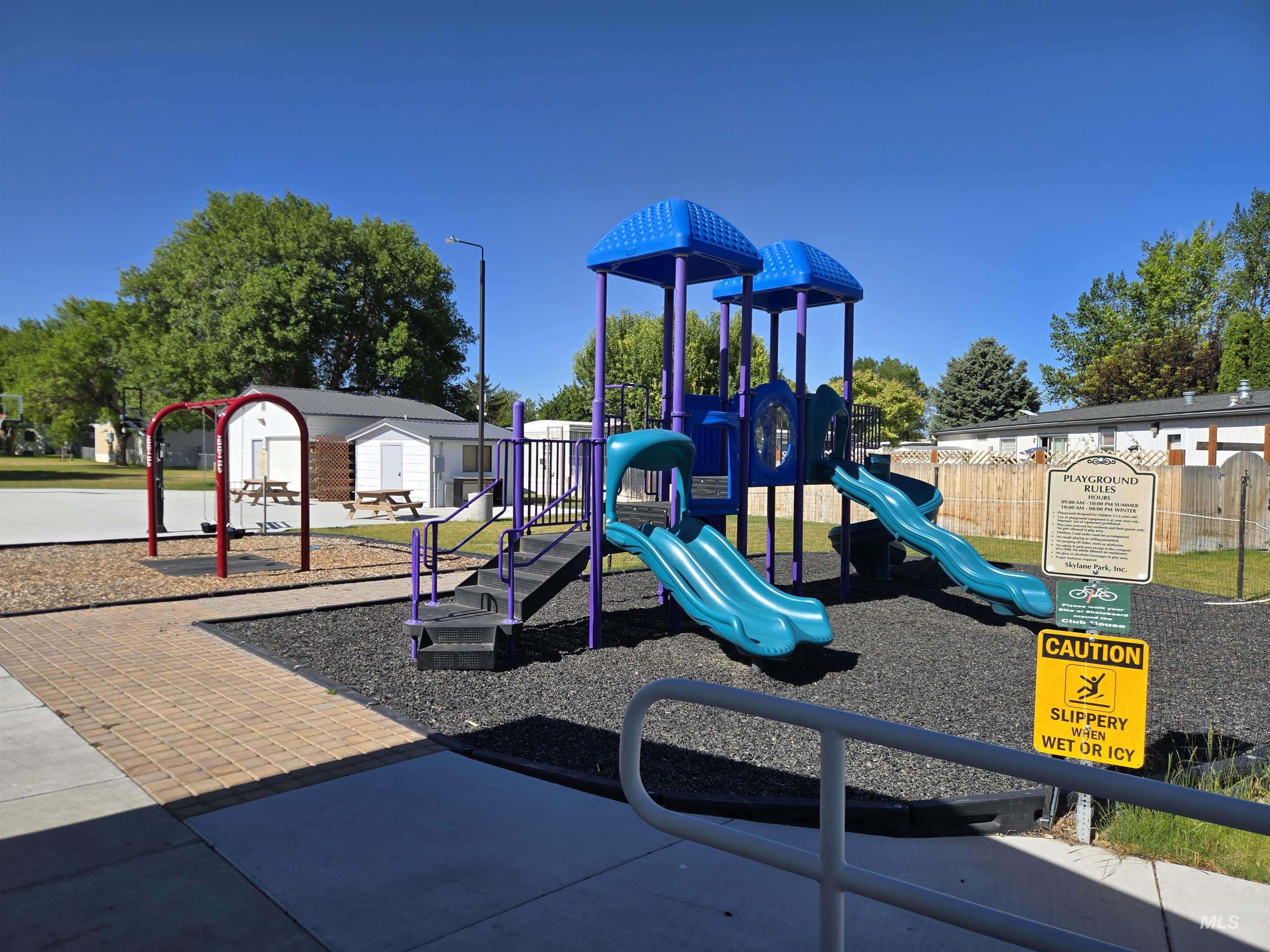 198 South Hills Rd, Twin Falls, Idaho 83301, 2 Bedrooms, 1 Bathroom, Residential For Sale, Price $39,000, 98990929
