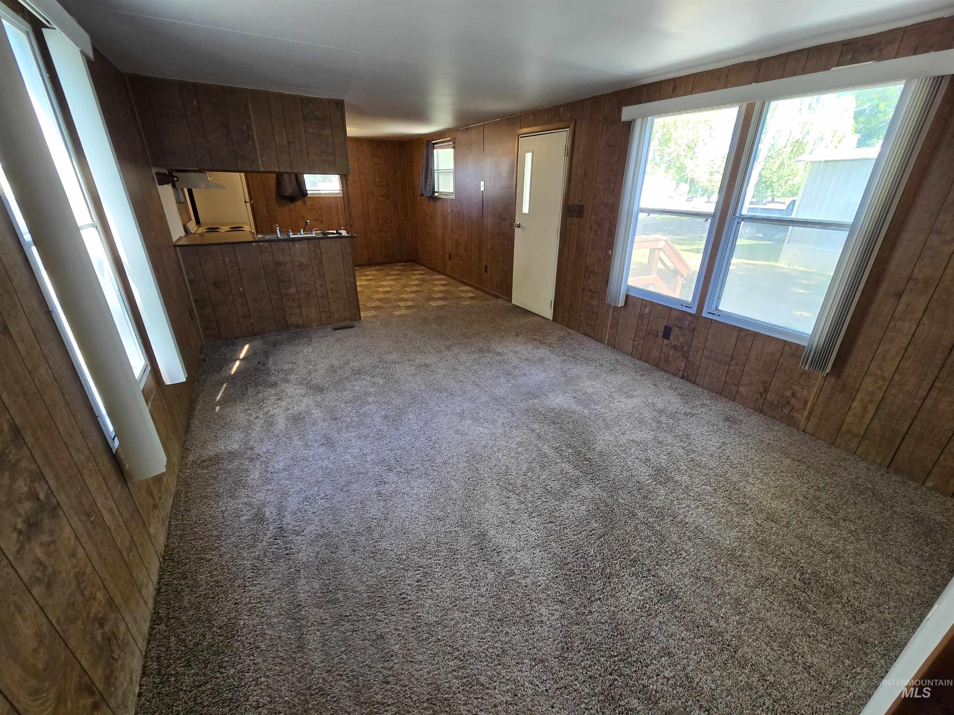 198 South Hills Rd, Twin Falls, Idaho 83301, 2 Bedrooms, 1 Bathroom, Residential For Sale, Price $39,000, 98990929