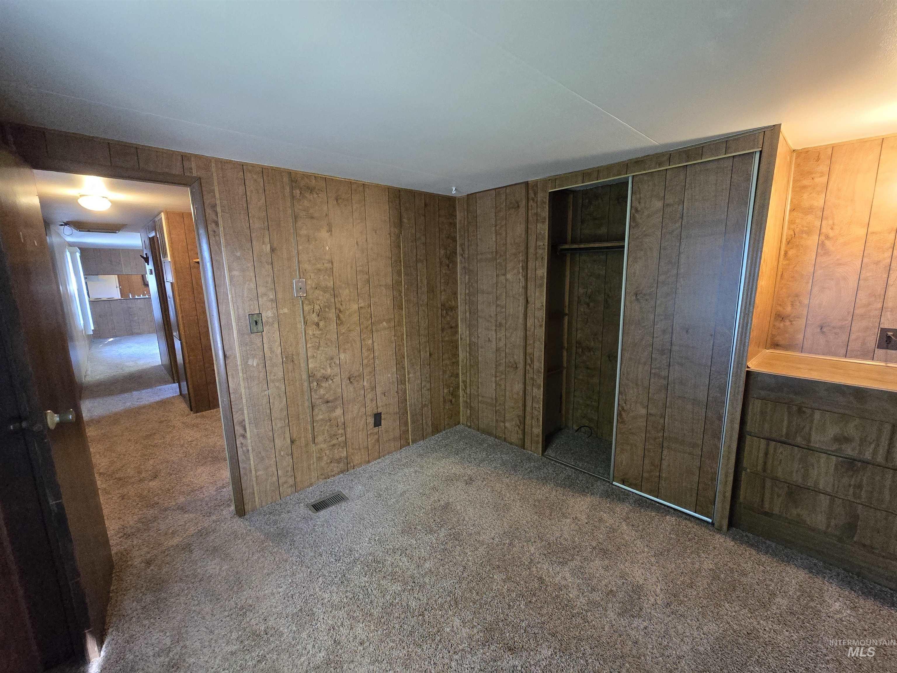 198 South Hills Rd, Twin Falls, Idaho 83301, 2 Bedrooms, 1 Bathroom, Residential For Sale, Price $39,000, 98990929