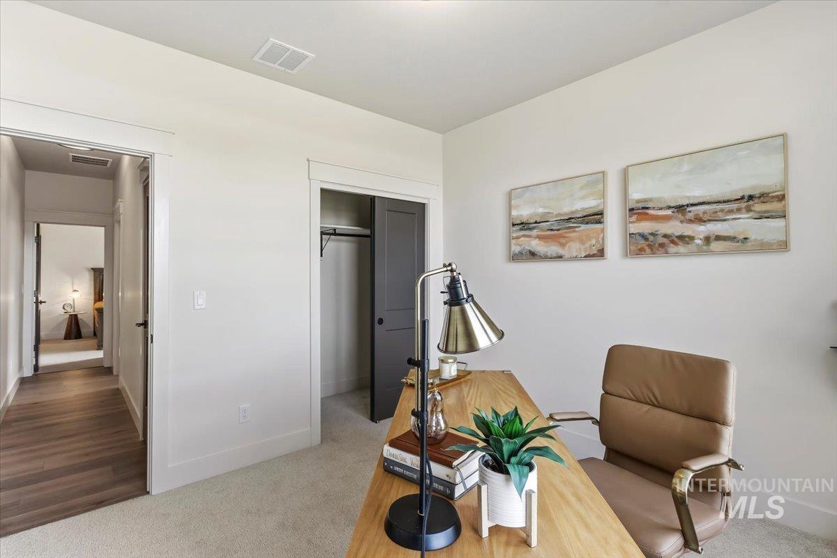 629 Moonbeam Way, Twin Falls, Idaho 83301-8434, 4 Bedrooms, 3.5 Bathrooms, Residential For Sale, Price $699,900, 98990930