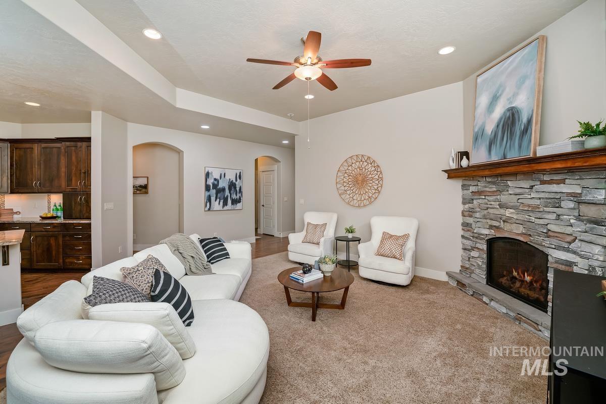 6442 S Palesa Way, Boise, Idaho 83709, 3 Bedrooms, 2 Bathrooms, Residential For Sale, Price $495,000, 98990931