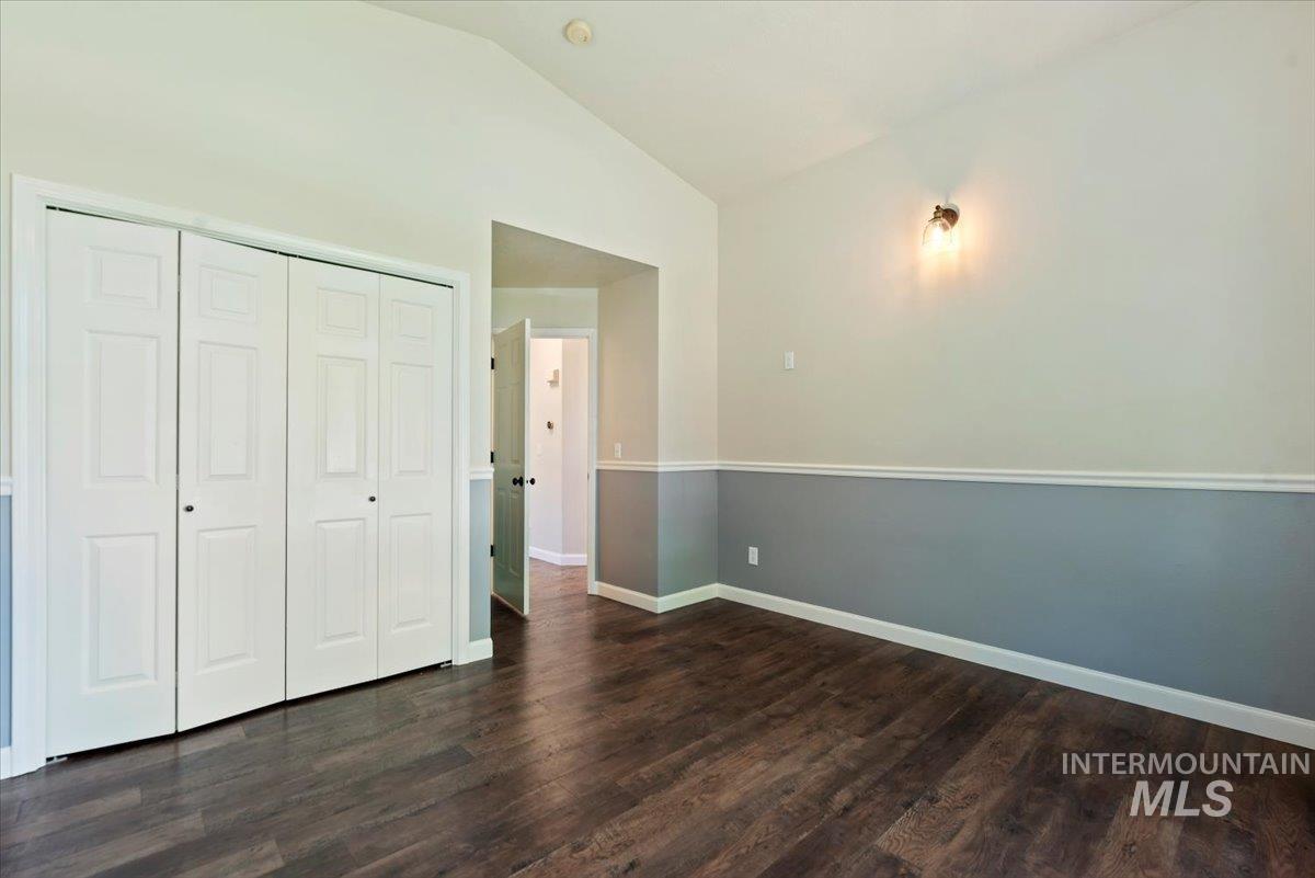 1699 E Laurelwood Dr, Eagle, Idaho 83616-6100, 3 Bedrooms, 2 Bathrooms, Residential For Sale, Price $561,300,MLS 98990932