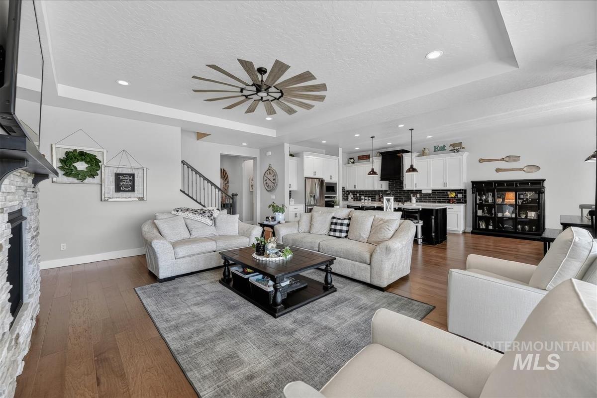 1338 N Sarajevo Ave, Eagle, Idaho 83616, 4 Bedrooms, 3.5 Bathrooms, Residential For Sale, Price $1,325,000, 98990936