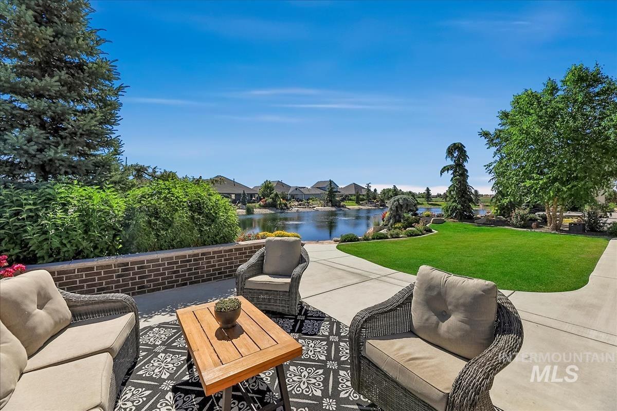 1338 N Sarajevo Ave, Eagle, Idaho 83616, 4 Bedrooms, 3.5 Bathrooms, Residential For Sale, Price $1,325,000, 98990936