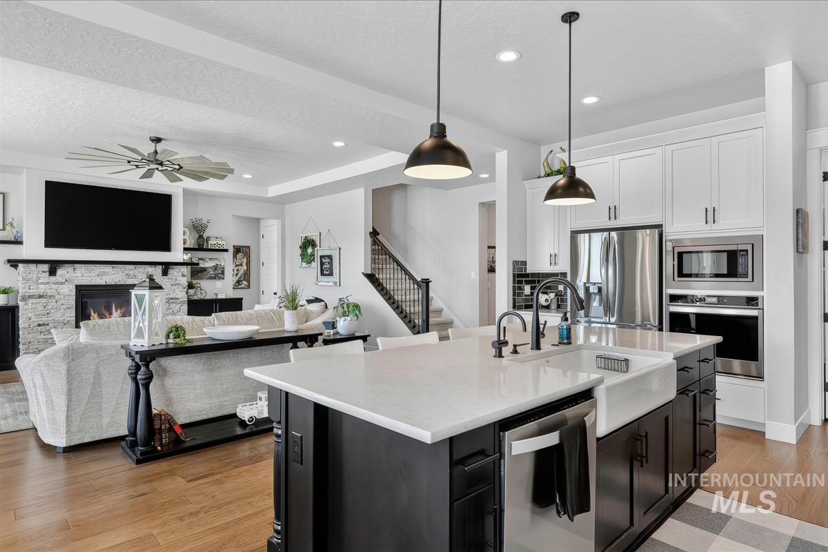 1338 N Sarajevo Ave, Eagle, Idaho 83616, 4 Bedrooms, 3.5 Bathrooms, Residential For Sale, Price $1,325,000, 98990936
