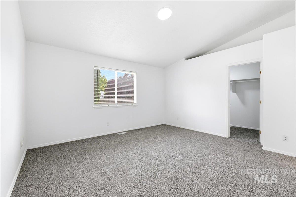 702 W Crimson Loop, Nampa, Idaho 83686, 3 Bedrooms, 2 Bathrooms, Residential For Sale, Price $365,000,MLS 98990938