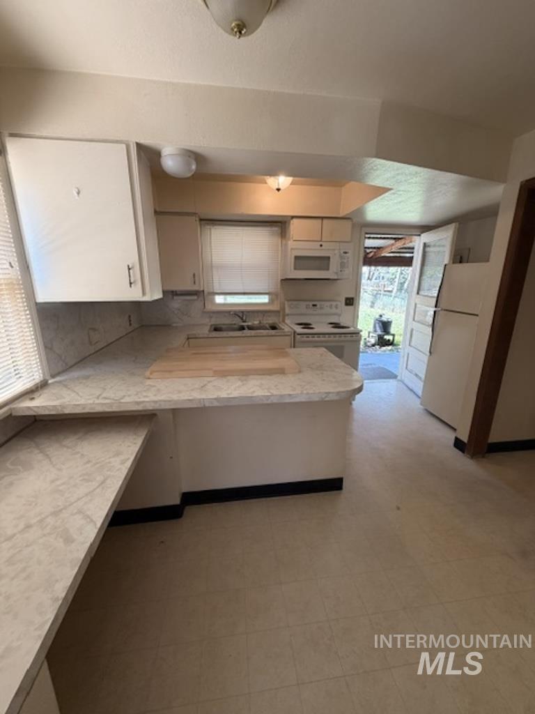 87 S Canyon St, Nampa, Idaho 83651, 2 Bedrooms, 1 Bathroom, Residential For Sale, Price $229,900, 98990943