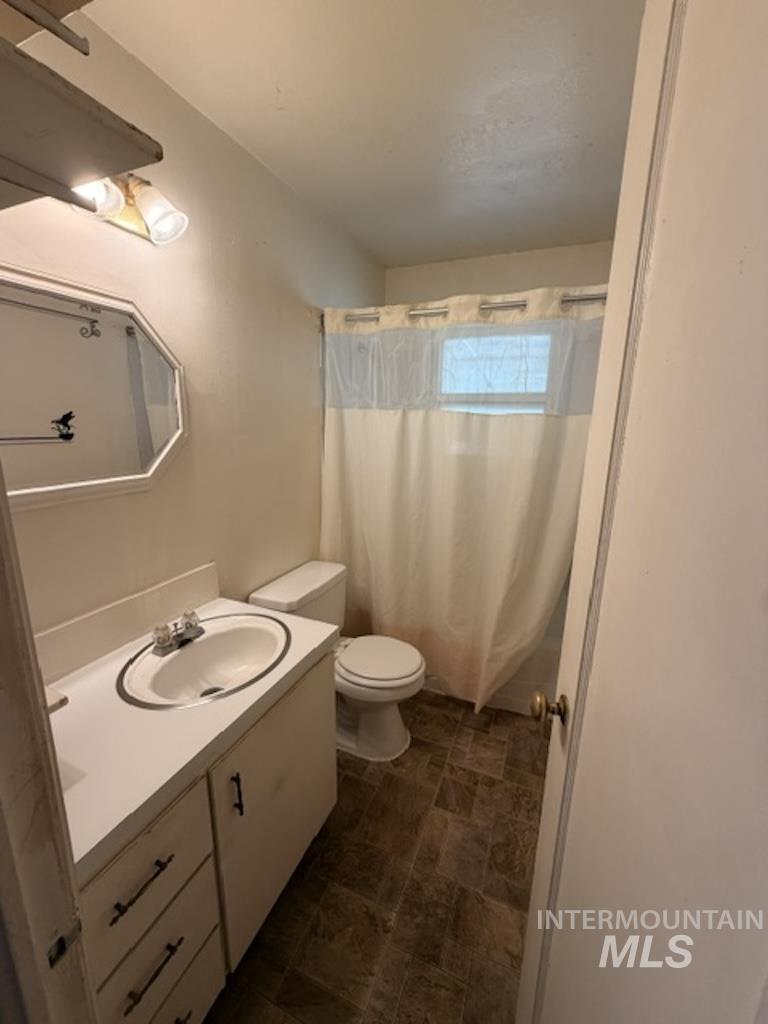 87 S Canyon St, Nampa, Idaho 83651, 2 Bedrooms, 1 Bathroom, Residential For Sale, Price $229,900, 98990943